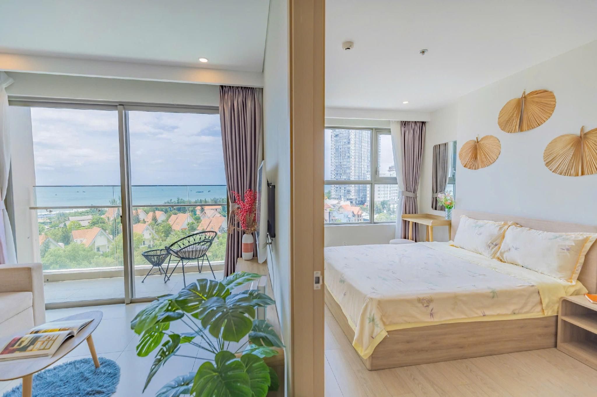 3 Bedroom Apartment with Sit-Out and Balcony