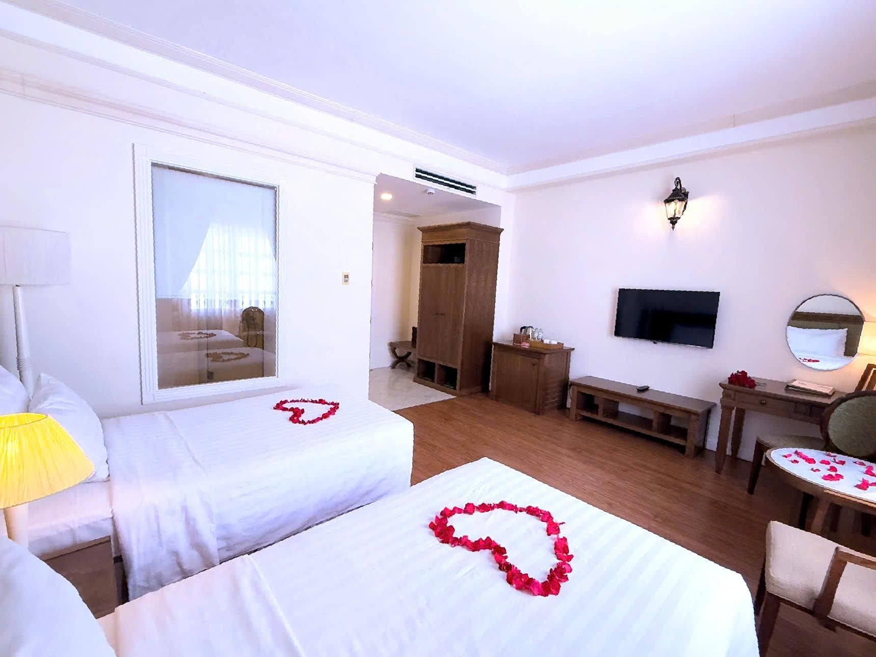 Superior Twin Room