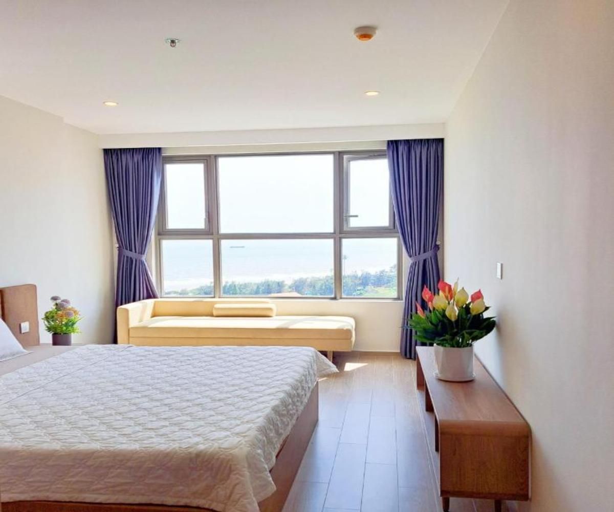 One Bedroom Apartment