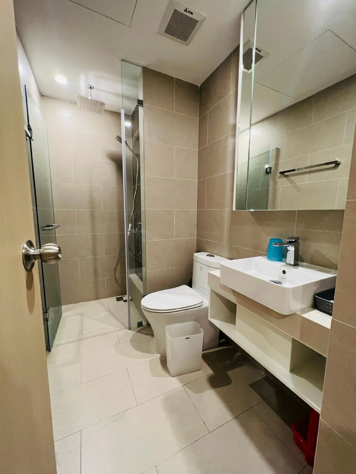 One Bedroom Apartment