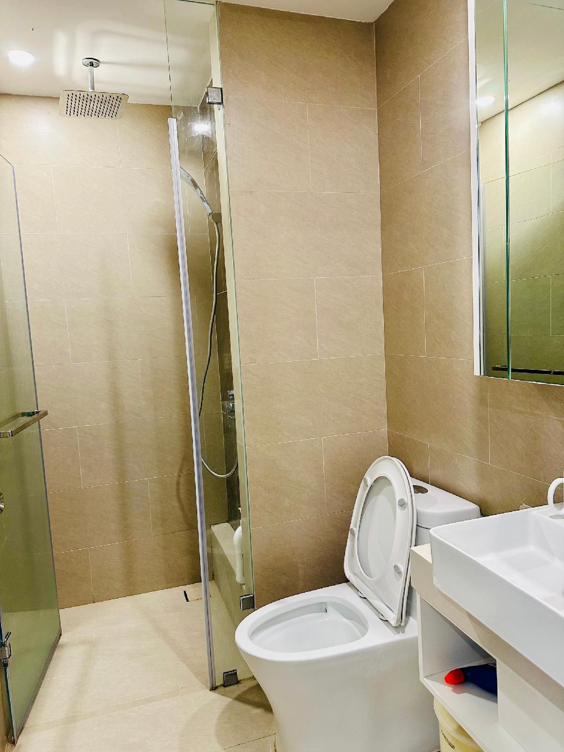 2-Bedroom Apartment