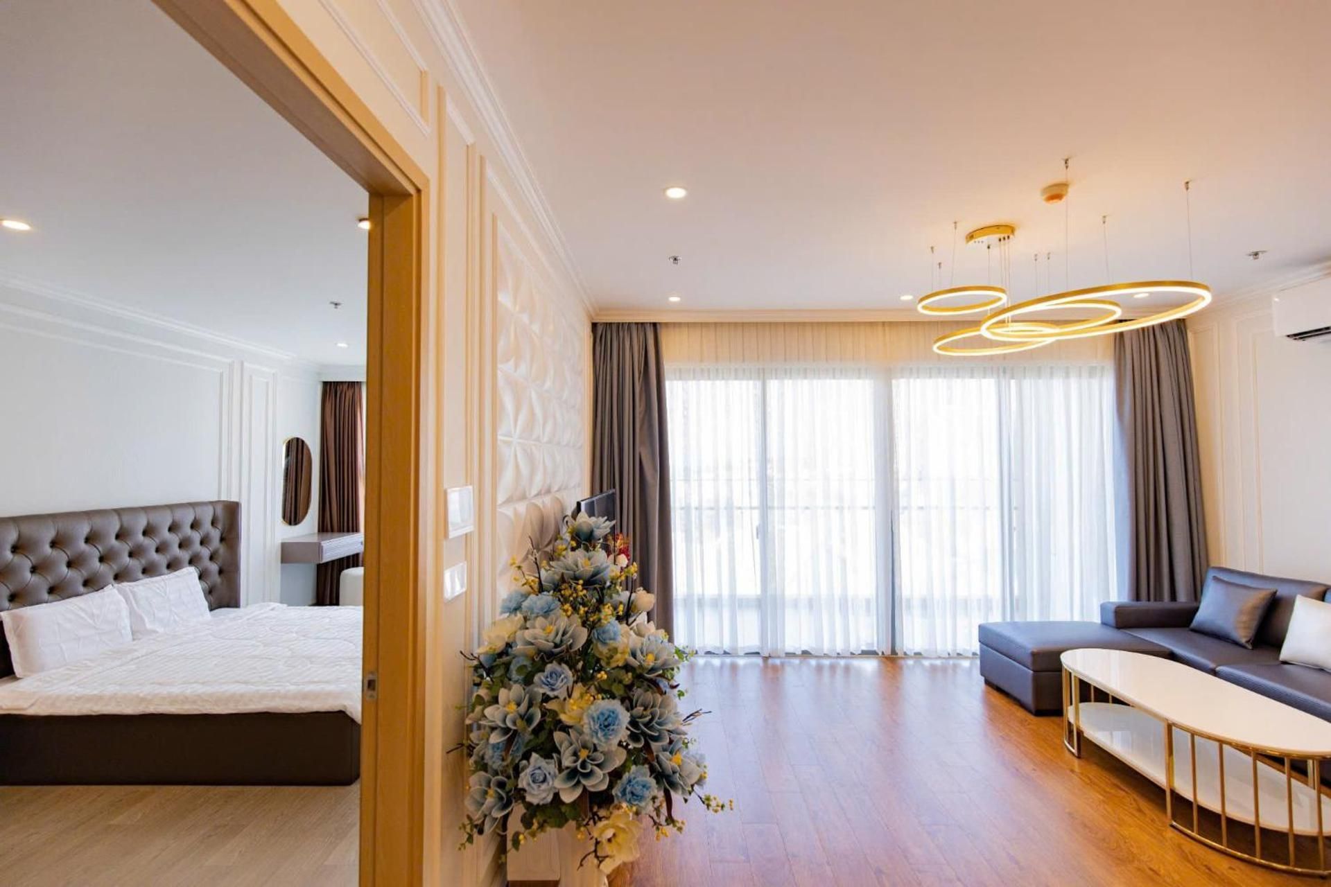 Three-Bedroom Deluxe Apartment