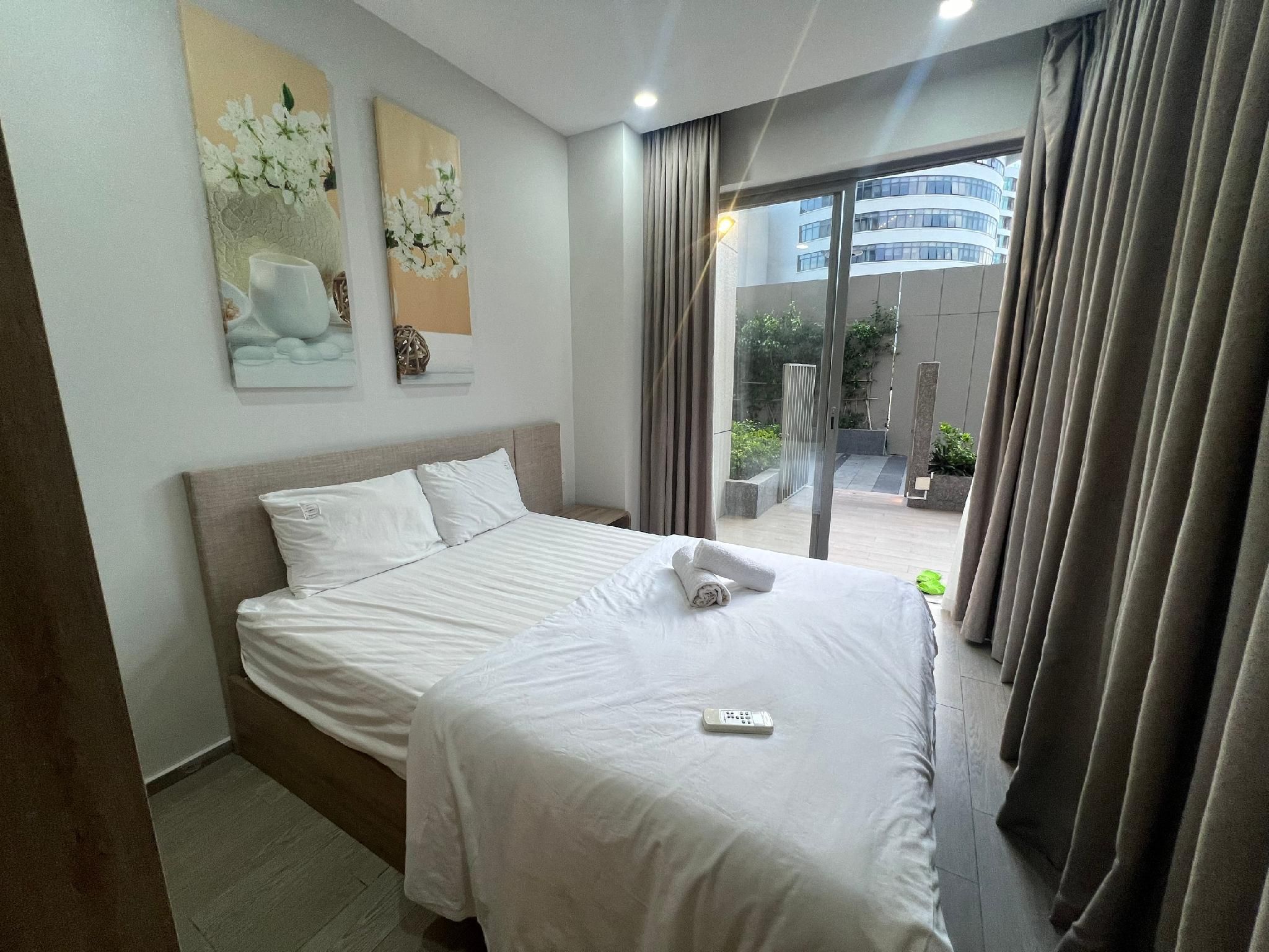 2-Bedroom Apartment - Pet-Friendly