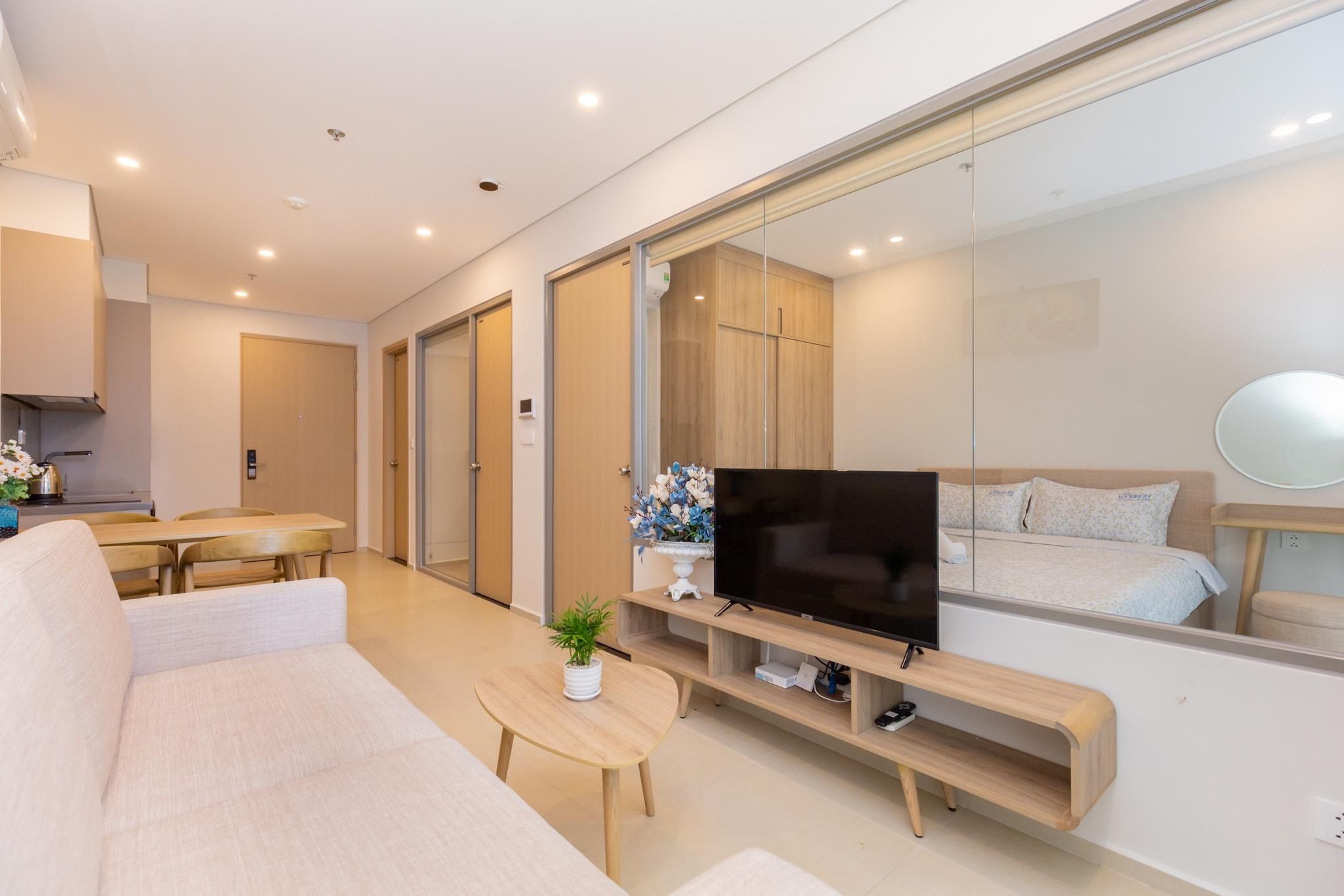 1-Bedroom Luxury Apartment with Sofa Bed