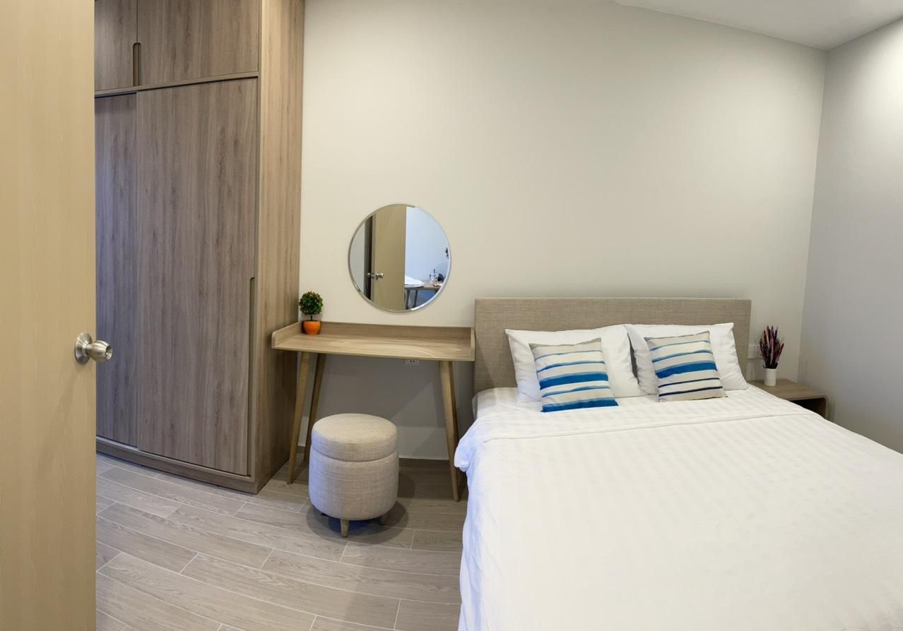 1-Bedroom Apartment 1 with Balcony
