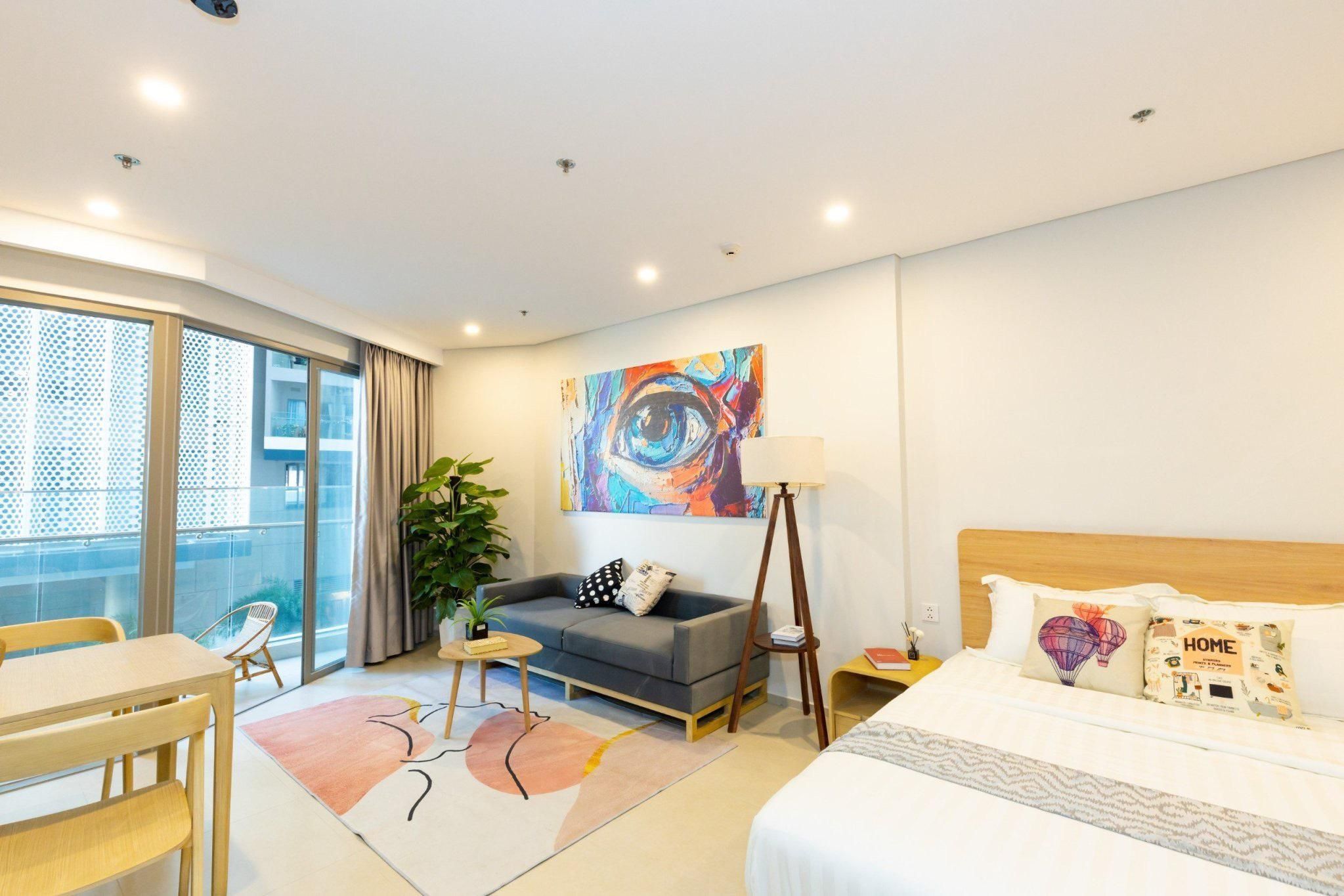 Studio Apartment