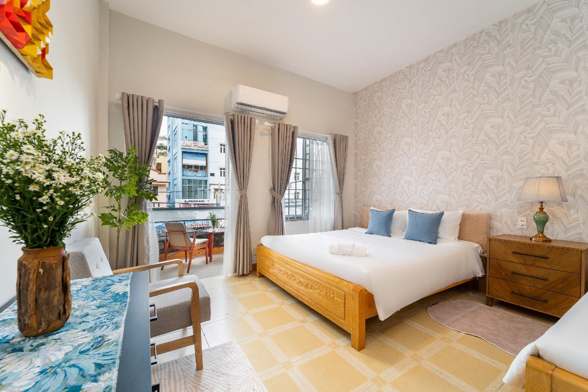 Executive Suite City View
