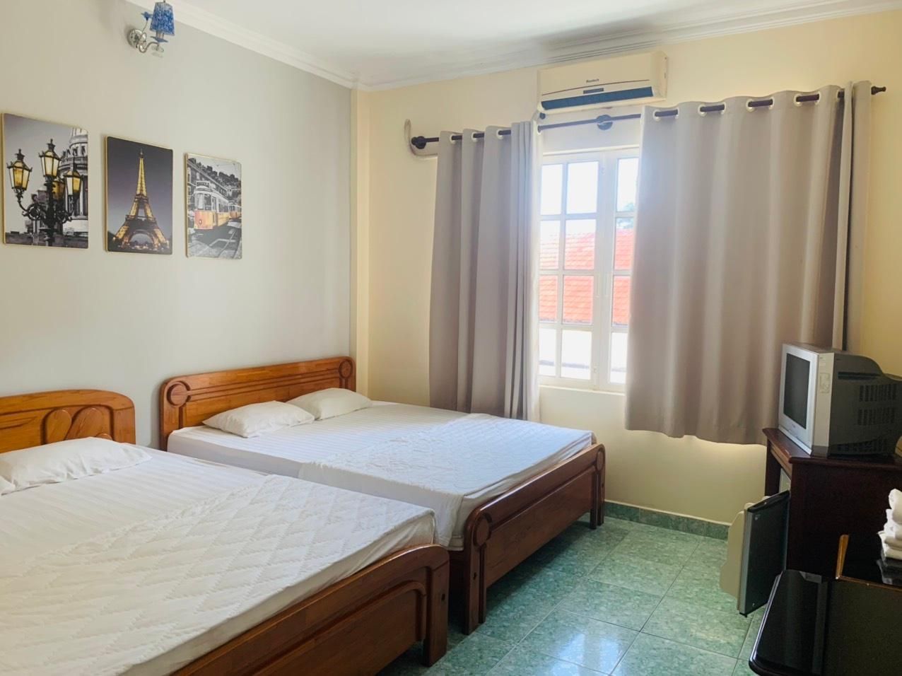 2 Queen Beds No-Smoking Room