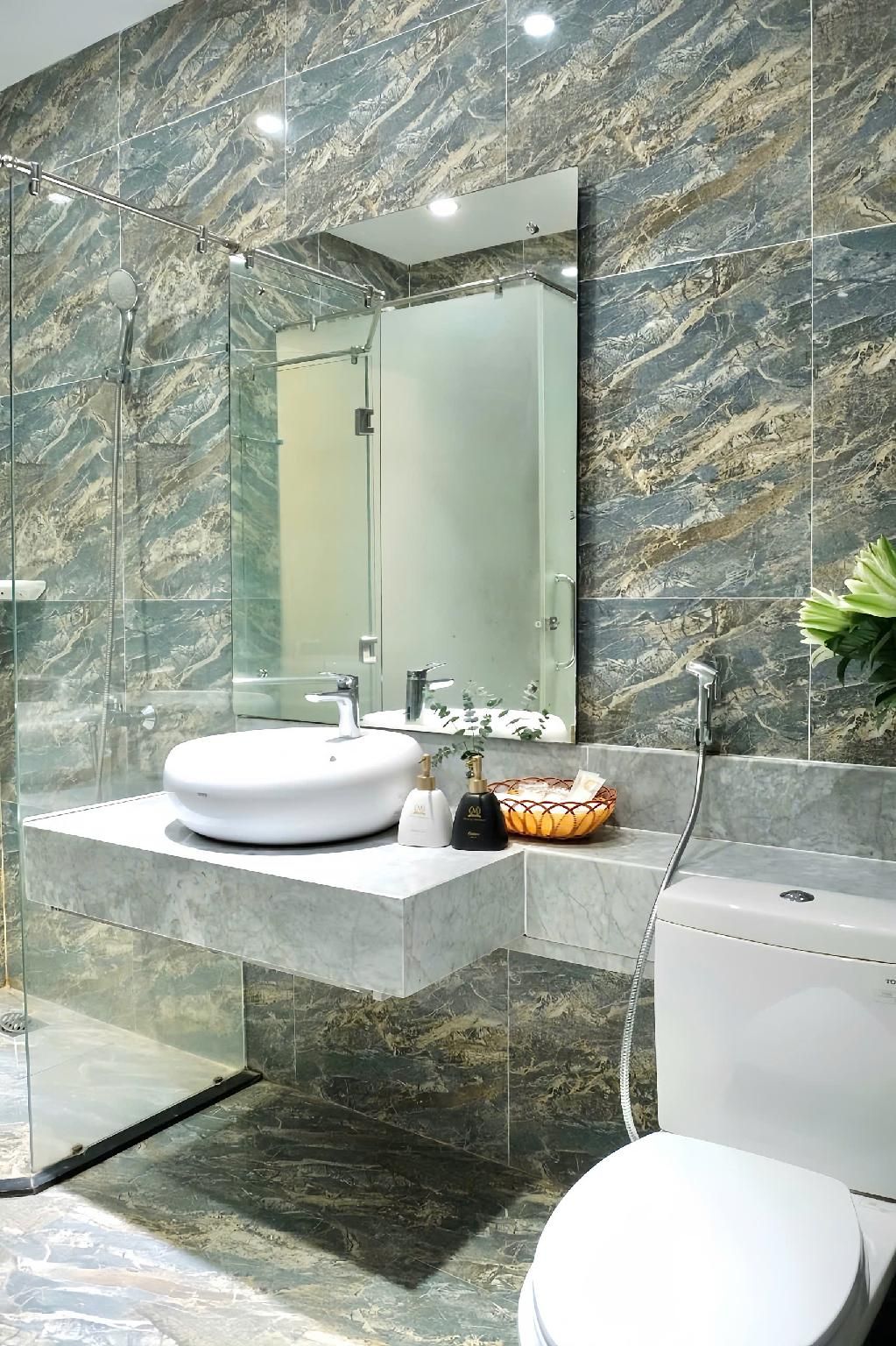 One Bedroom Suite - 2 Queen Beds