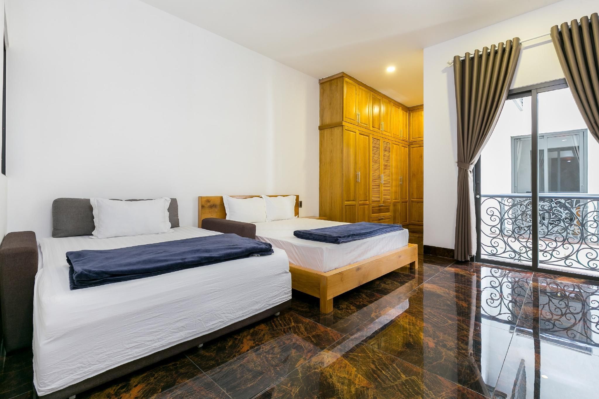 Triple Suite