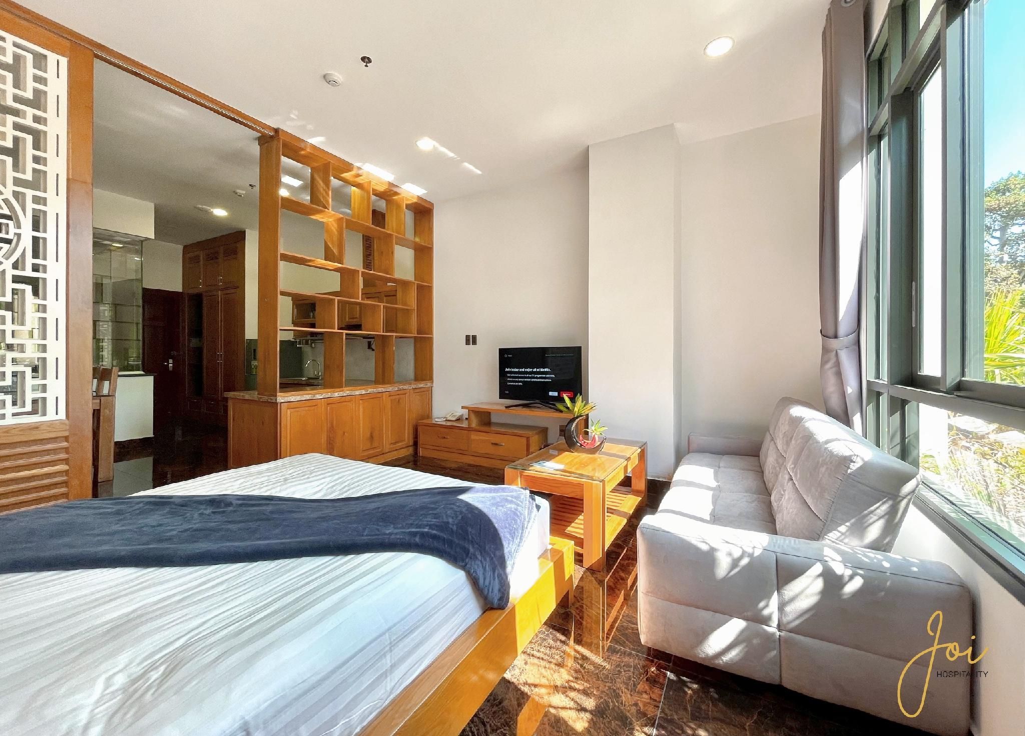 Studio Apartment with Queen Bed Non Smoking