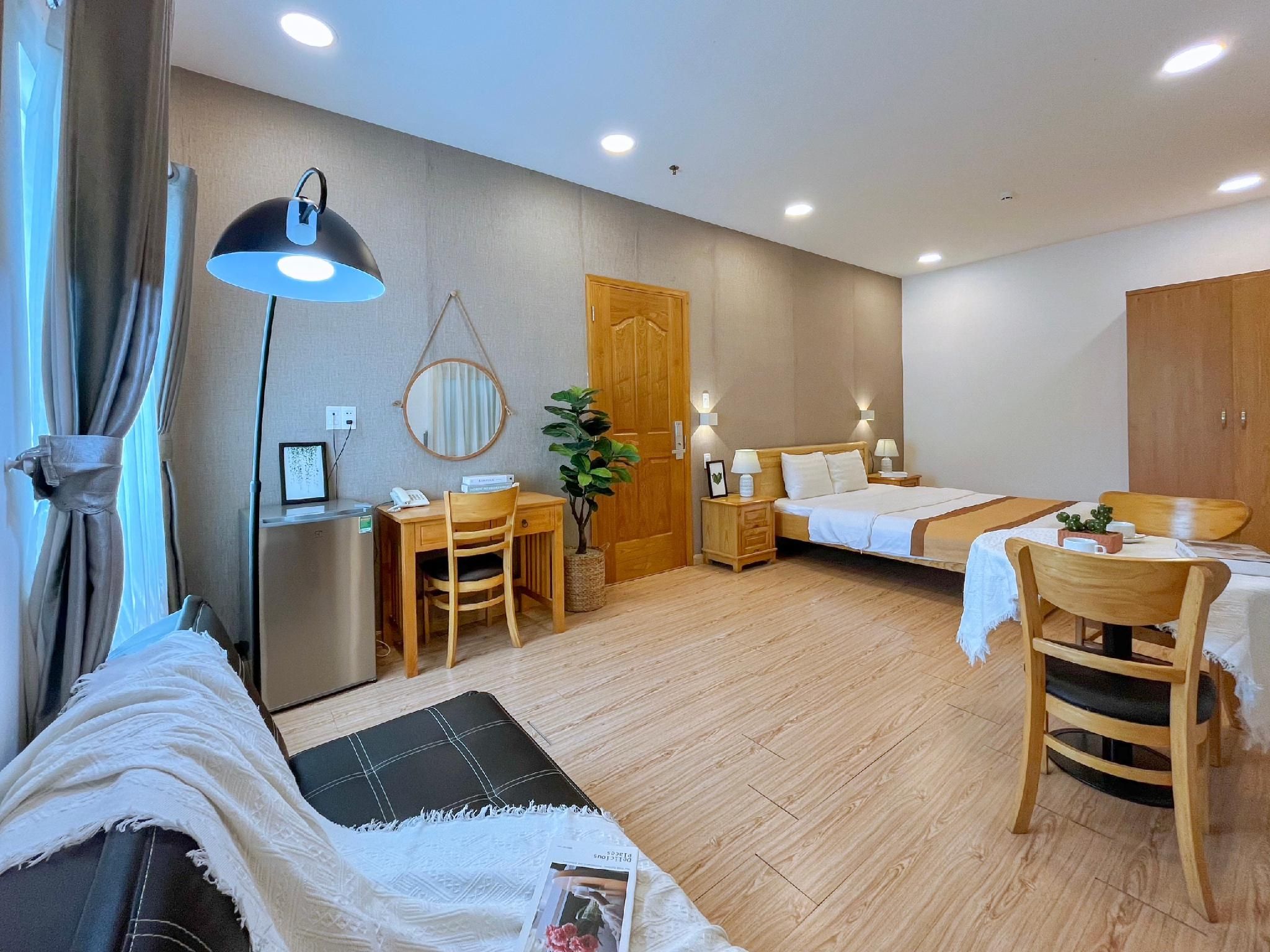 Superior King Room