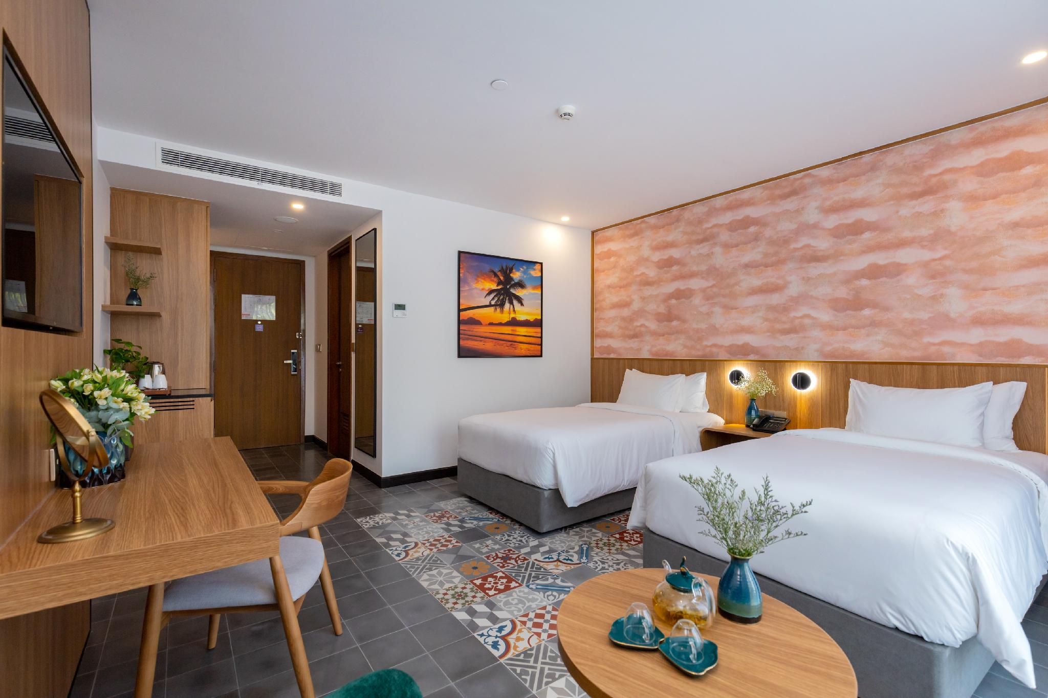 Deluxe Twin - Check-In at 2PM