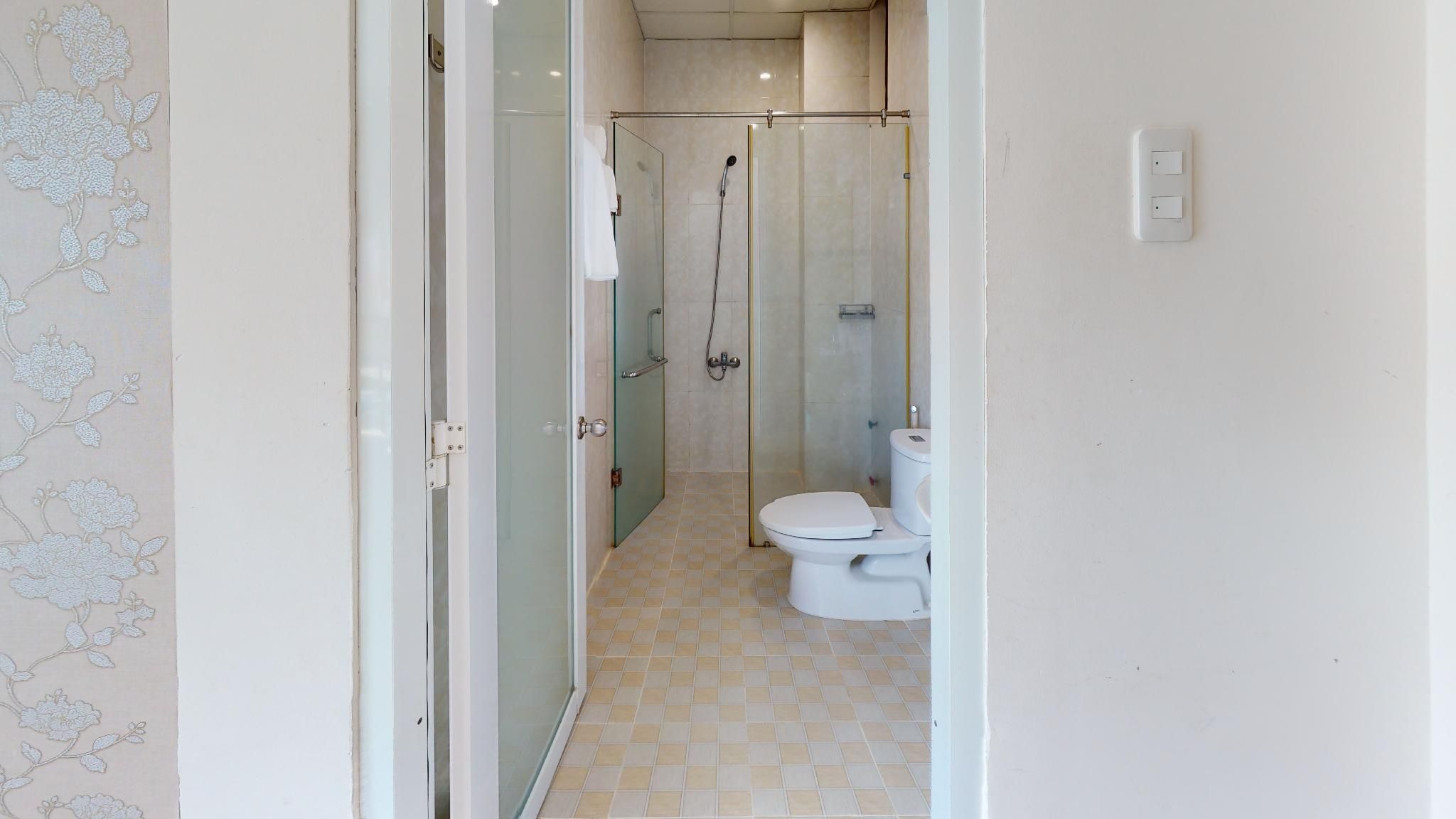 Studio Apartment with Sea View