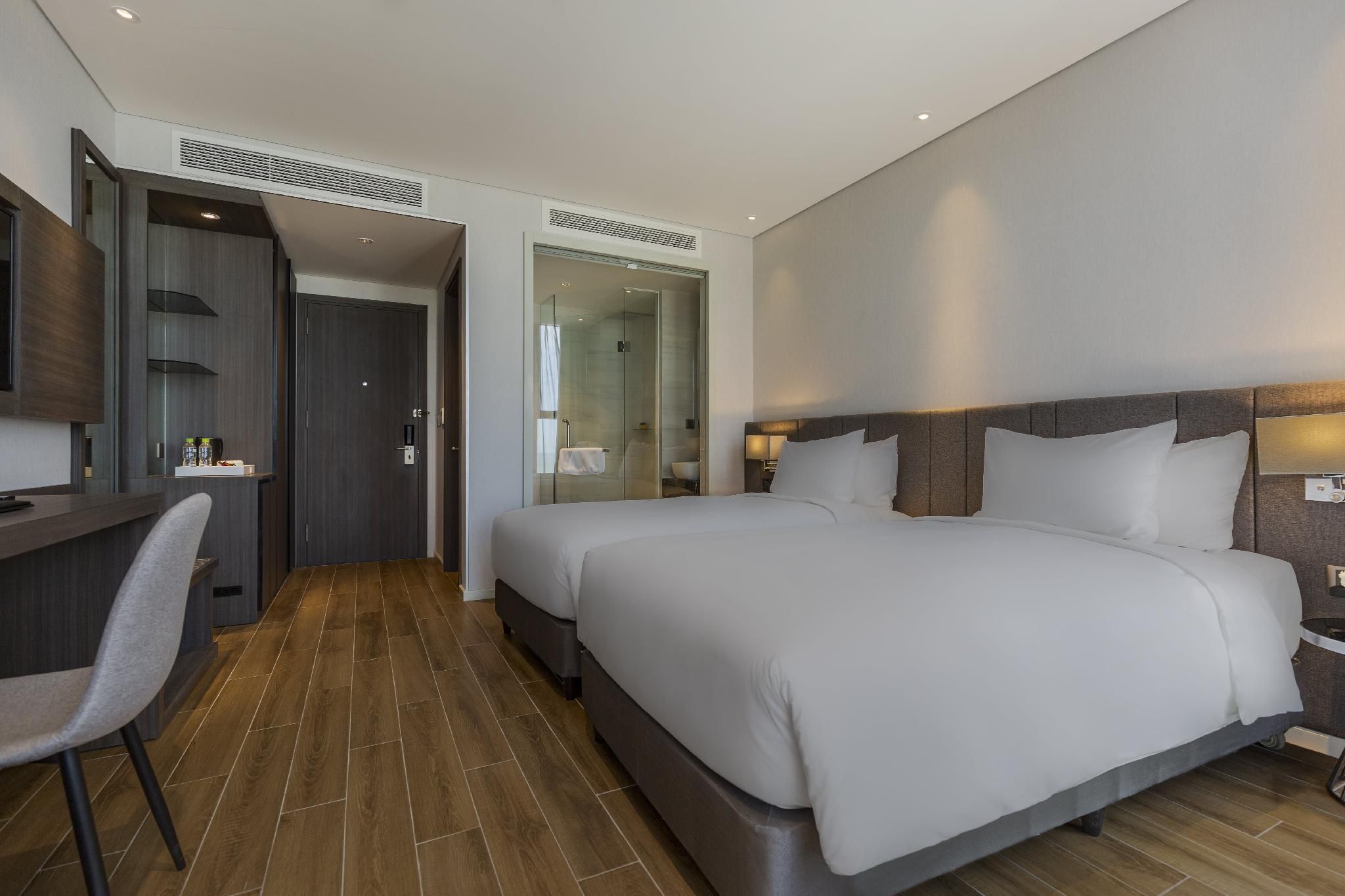 Classic Twin Room