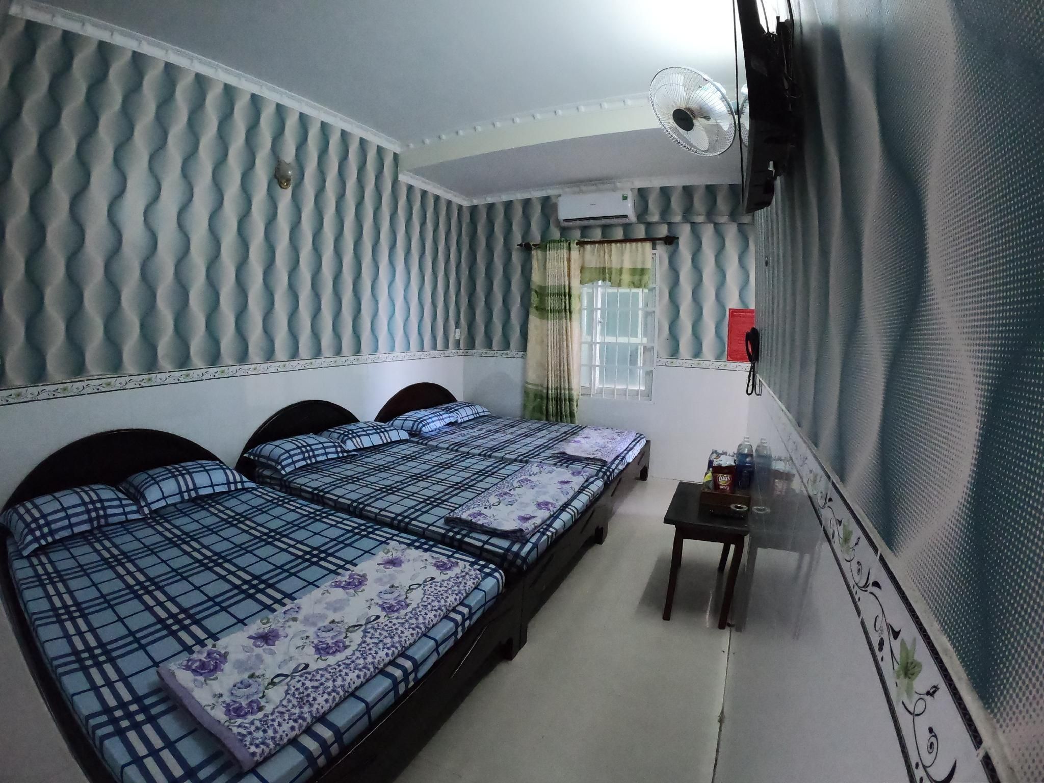 Triple Room 6