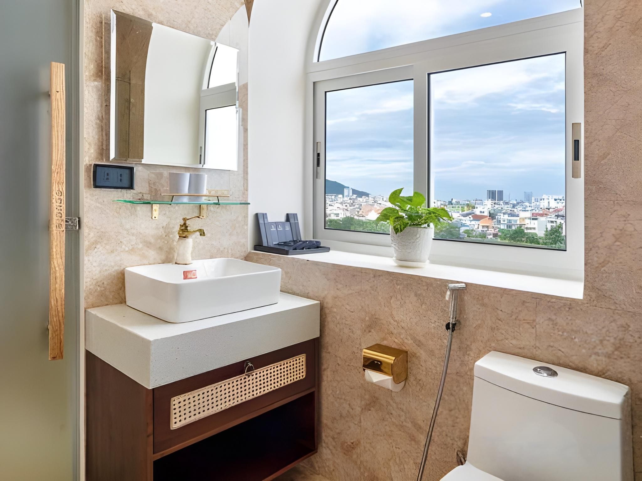 Standard suite studio