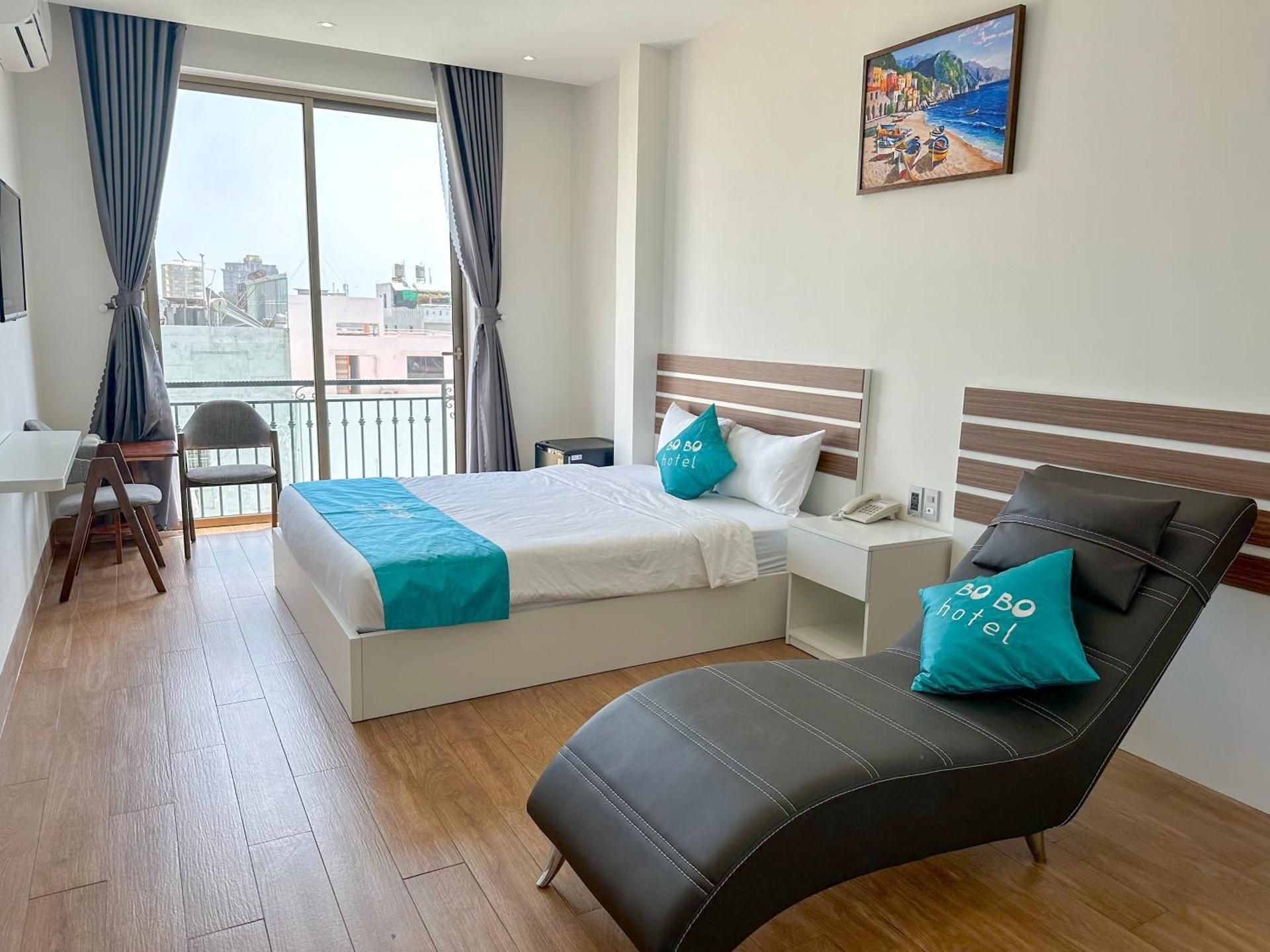 Deluxe Double Room with Balcony and Mountain view