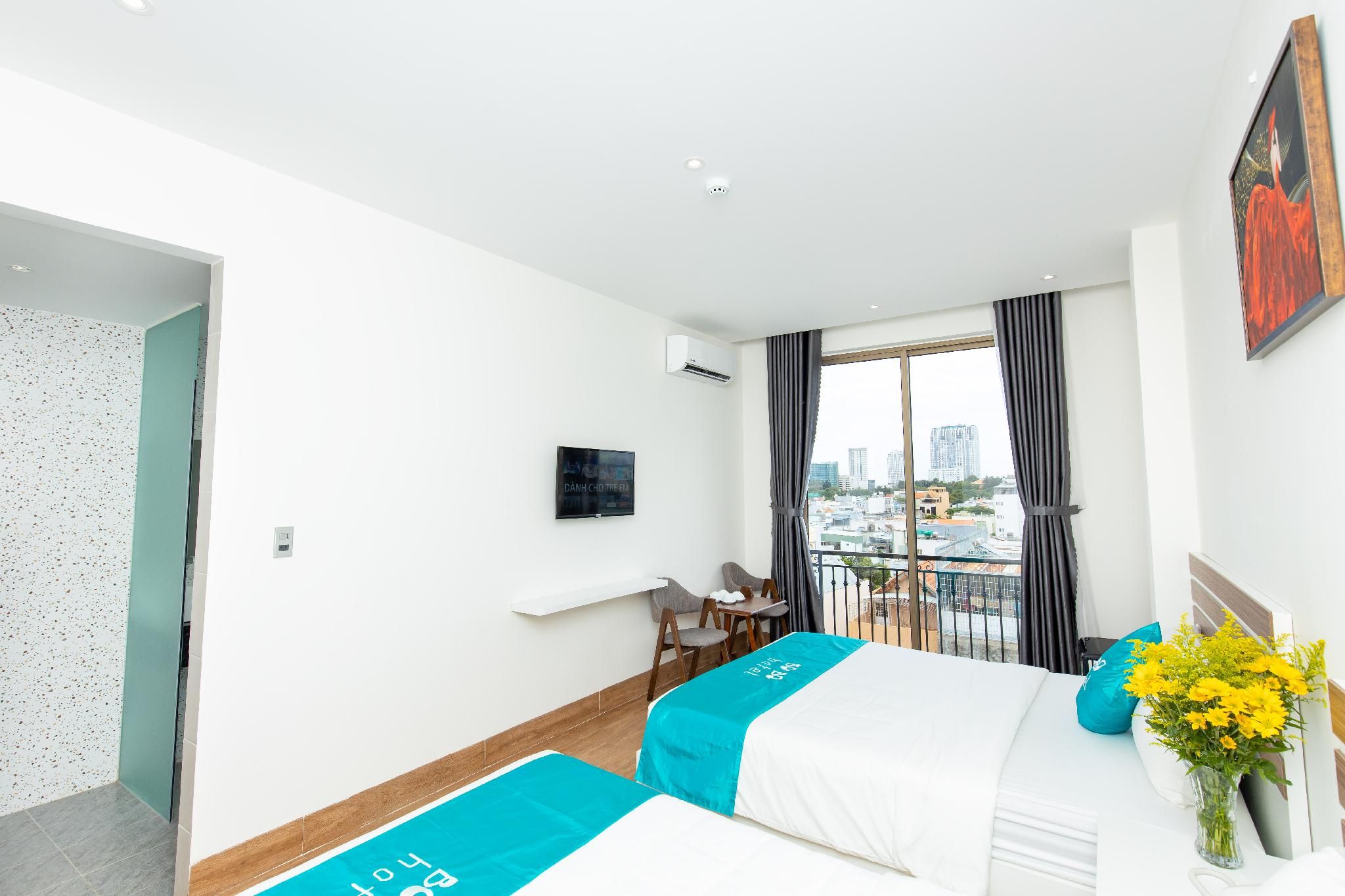 Deluxe Triple Room with balcony
