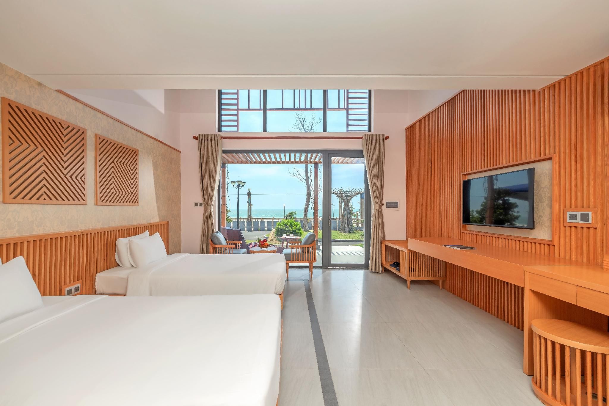 Tran Chau Beach & Resort Suite