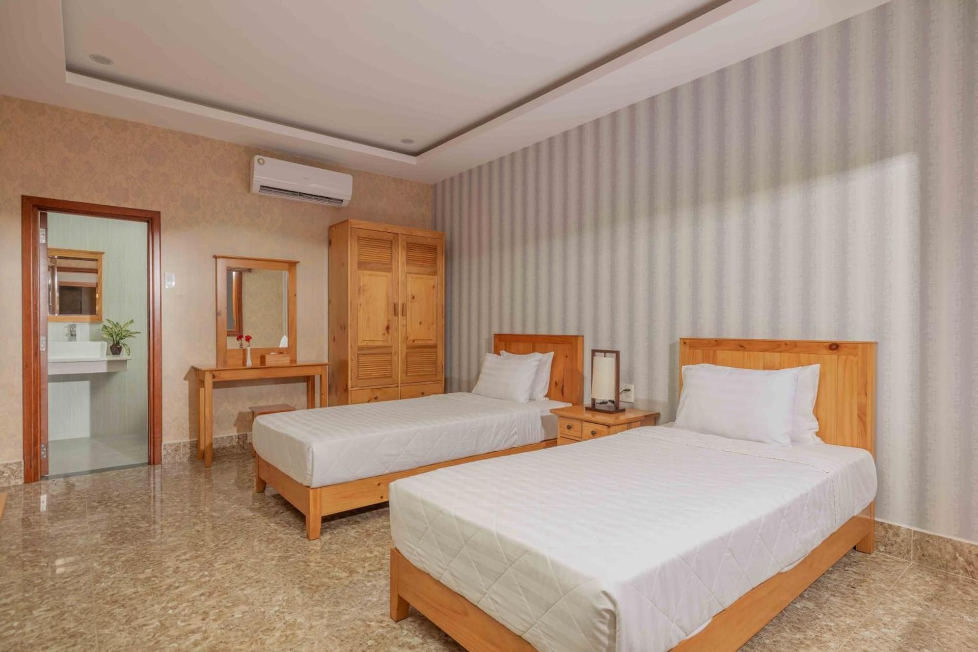 Twin Room with Garden View