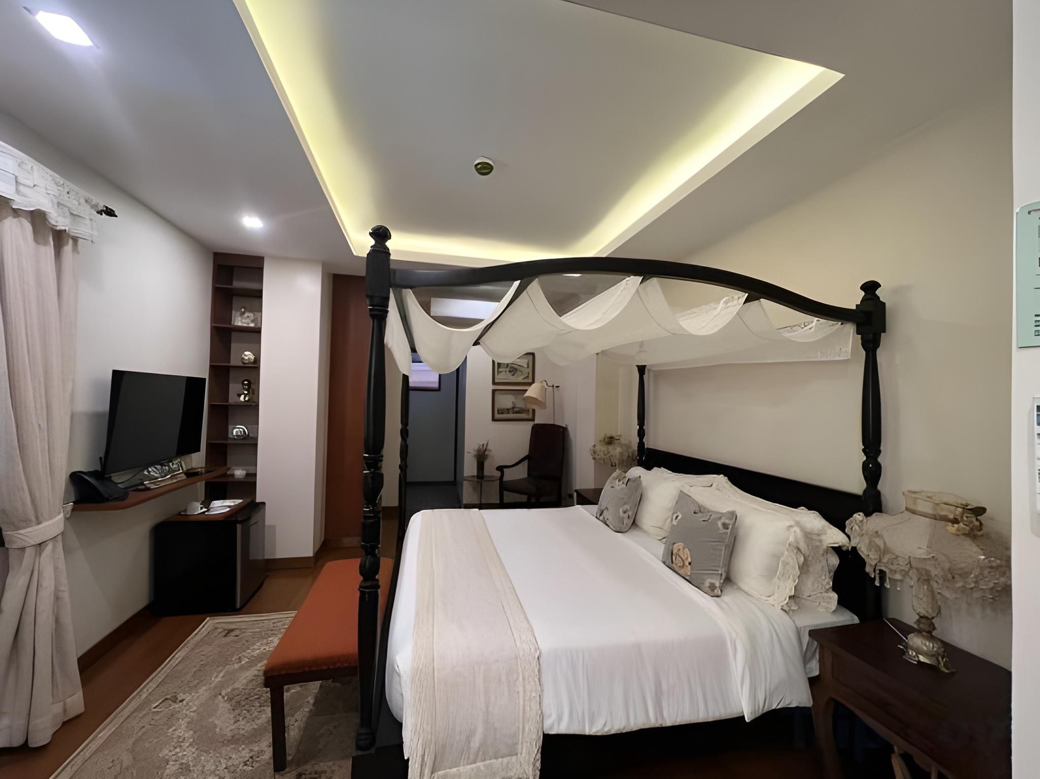 Nawa Wellness Deluxe Room 2