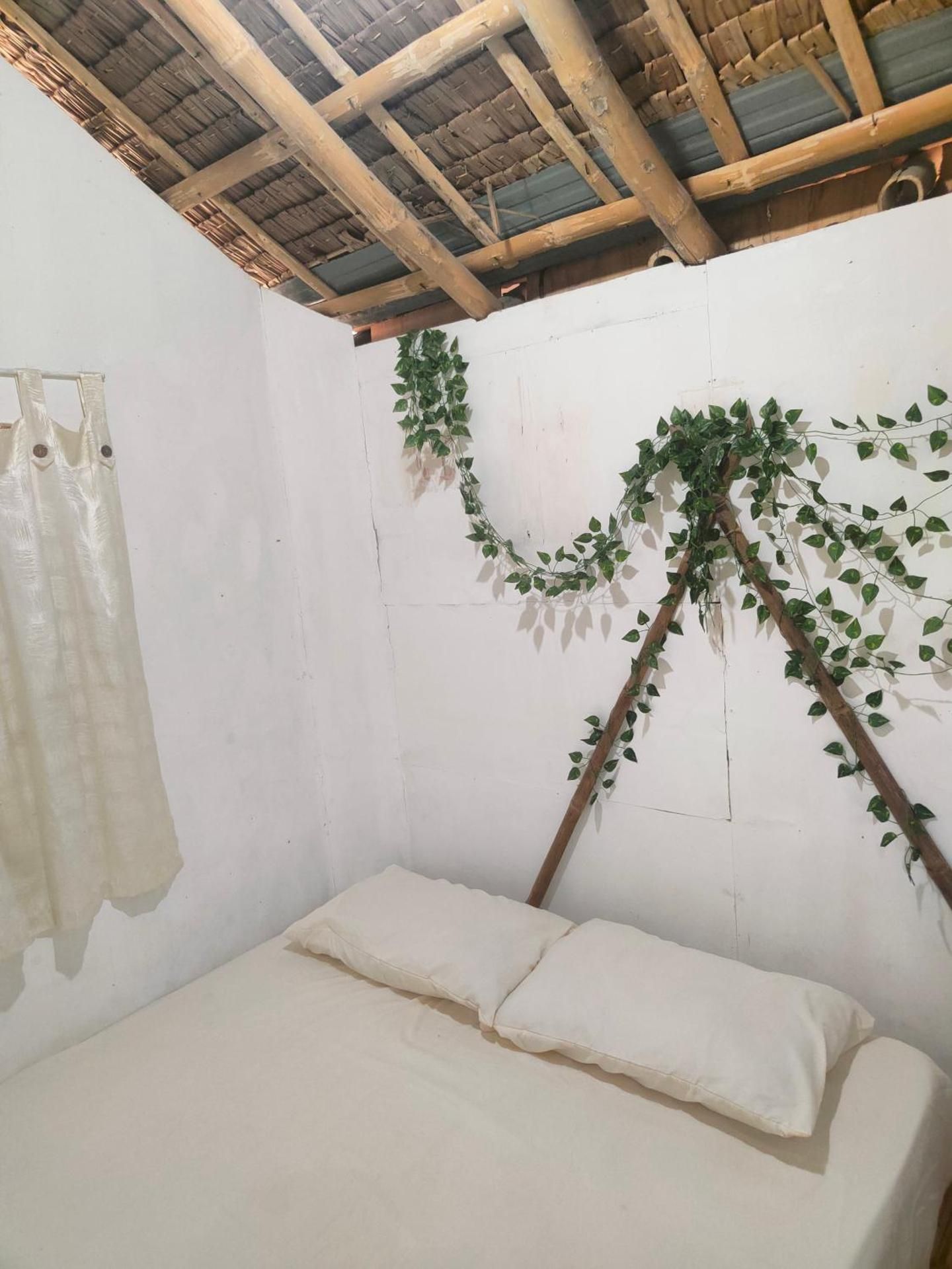 Standard Double Room with Shared Bathroom