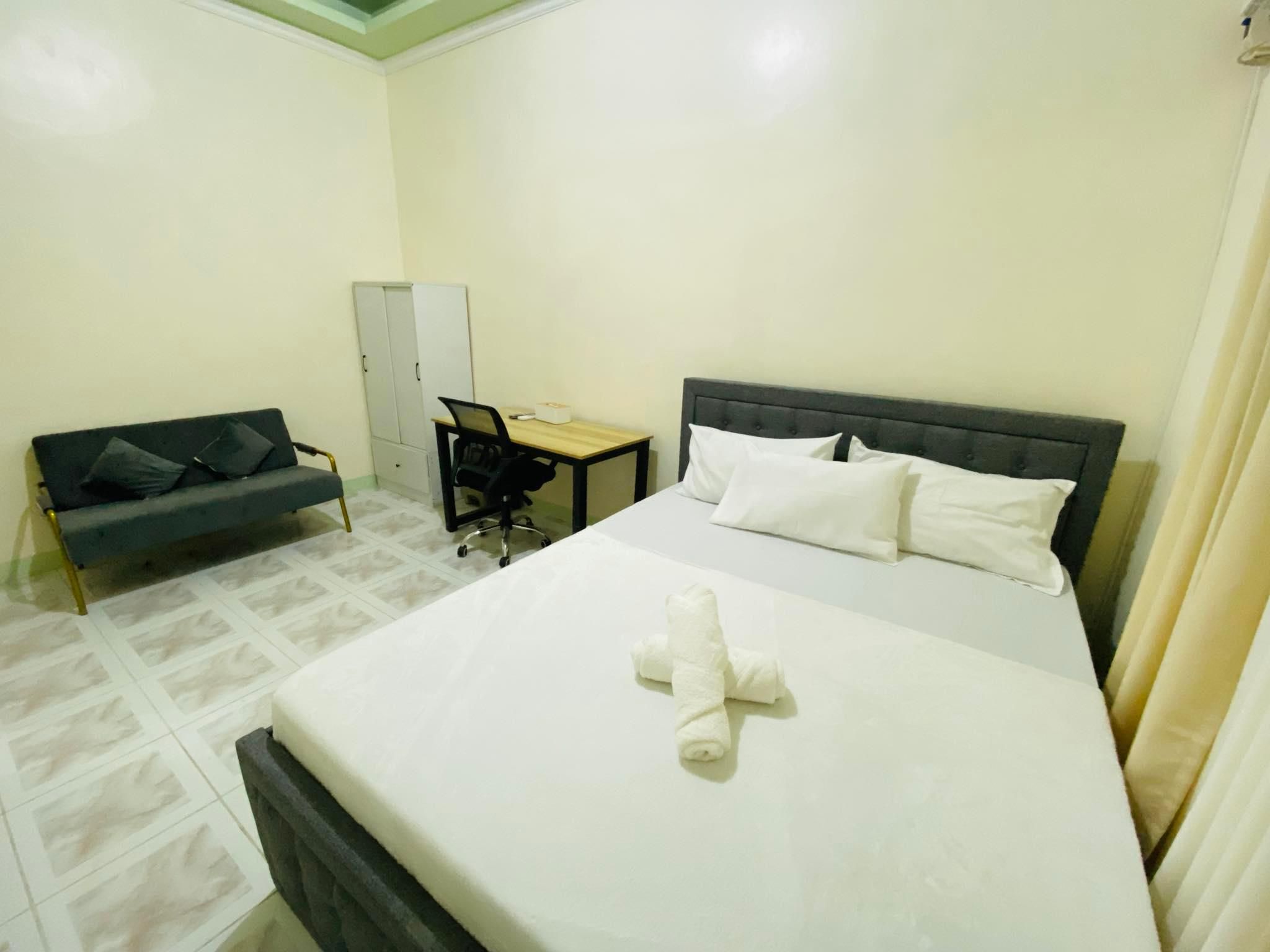Queen Room