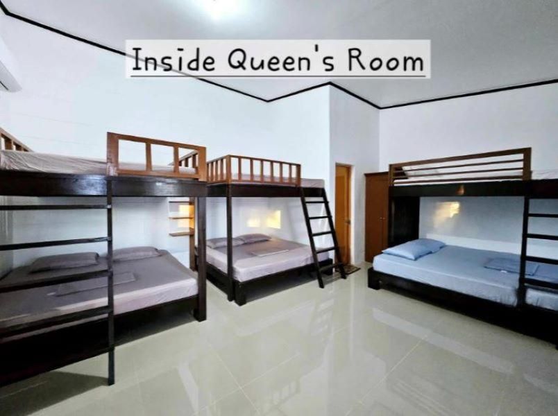 The Pelicans Resort Deluxe Queen Suite