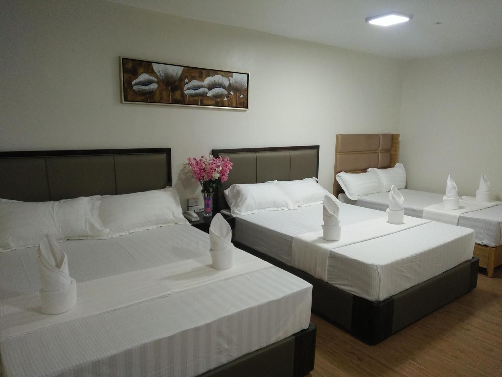Deluxe Family Suite