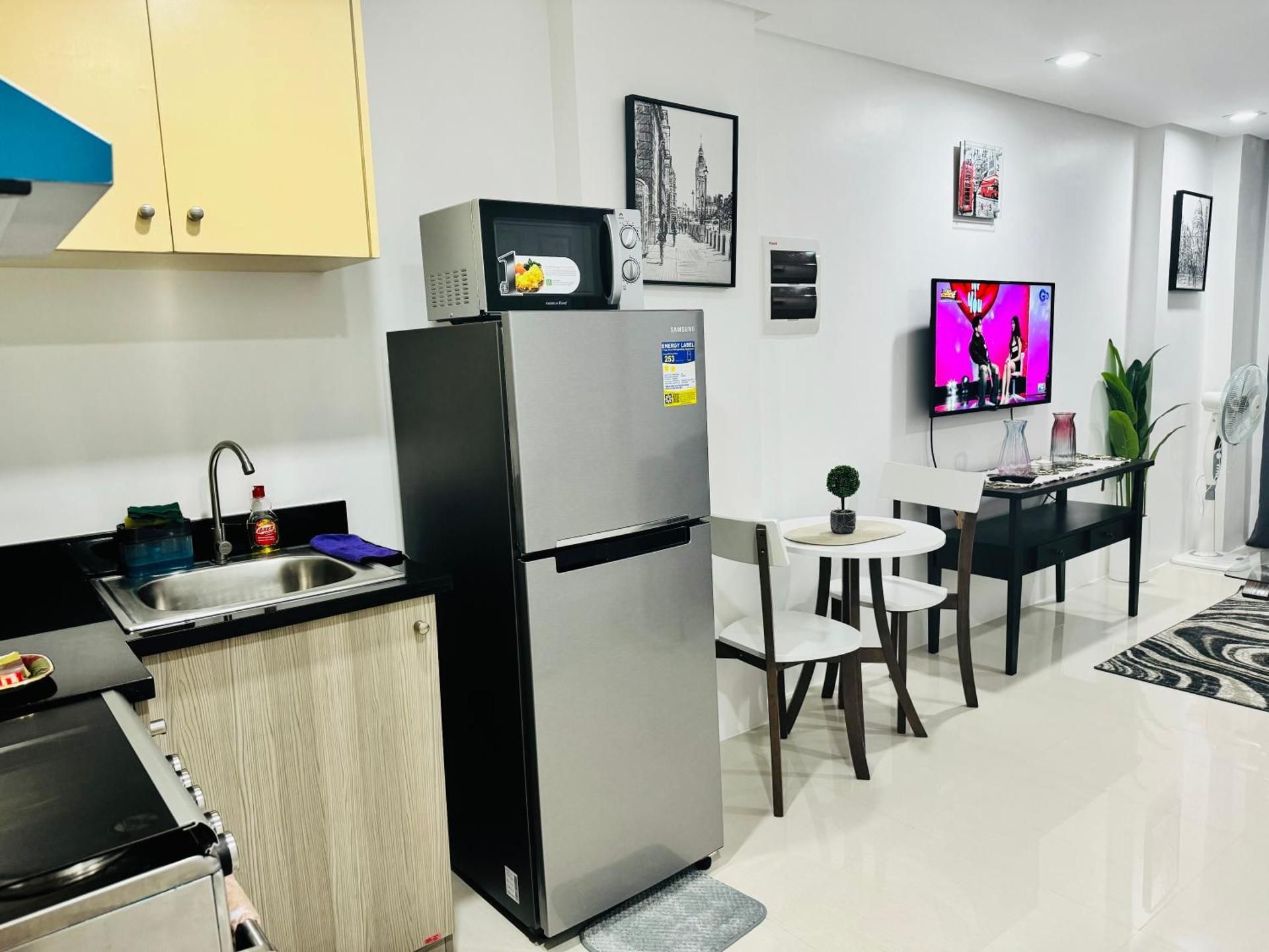 Superior One-Bedroom Apartment with Balcony