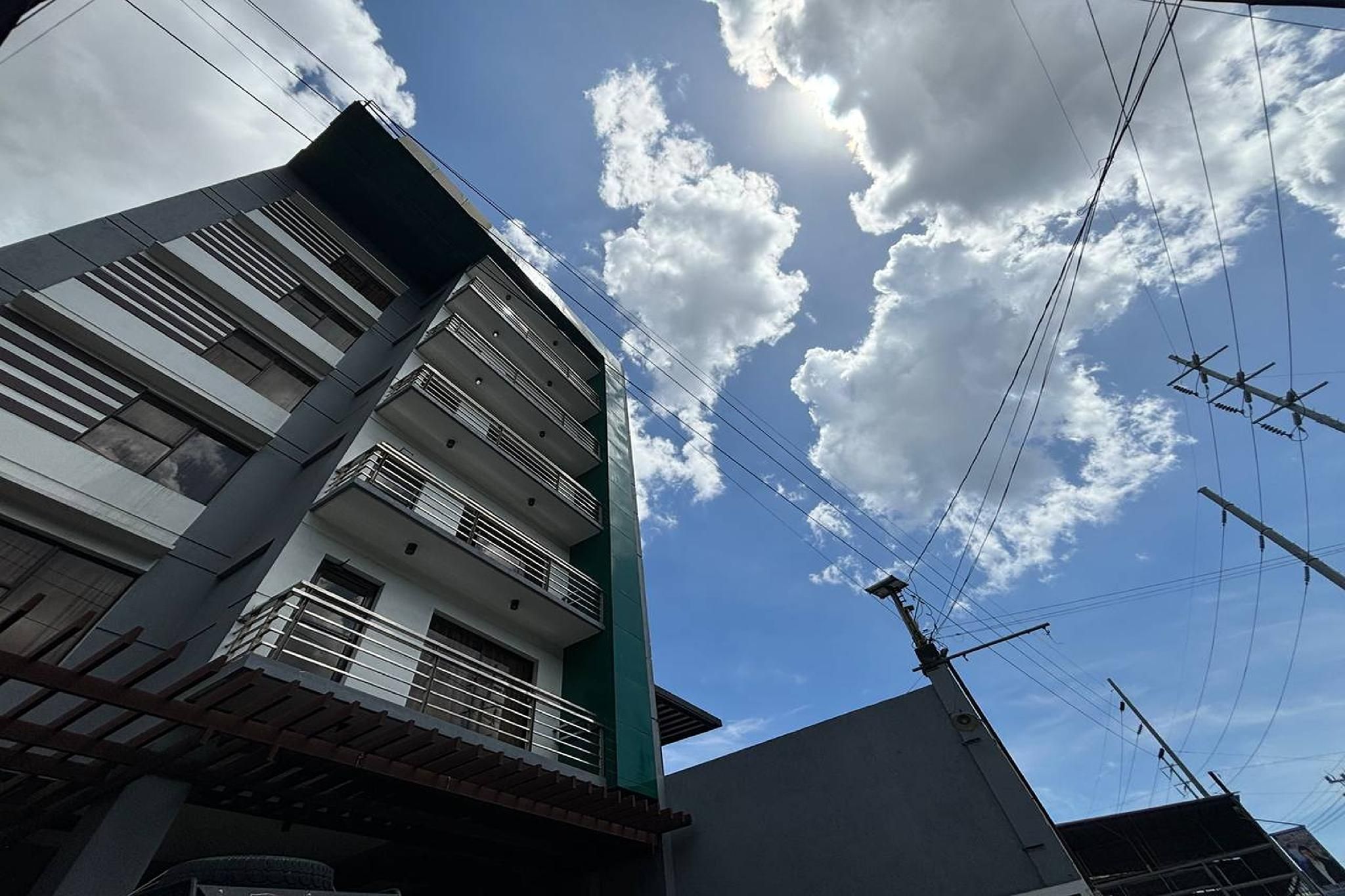 Yellowbell Hotel