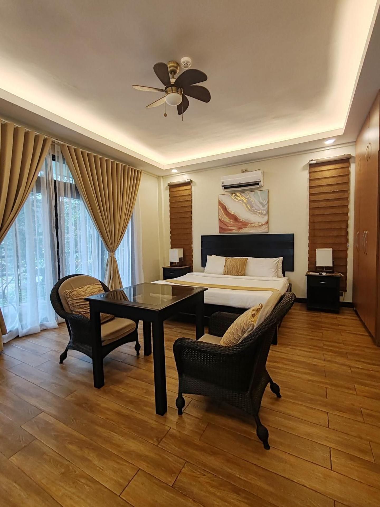 The Zen Villas Resort King Room with Garden View