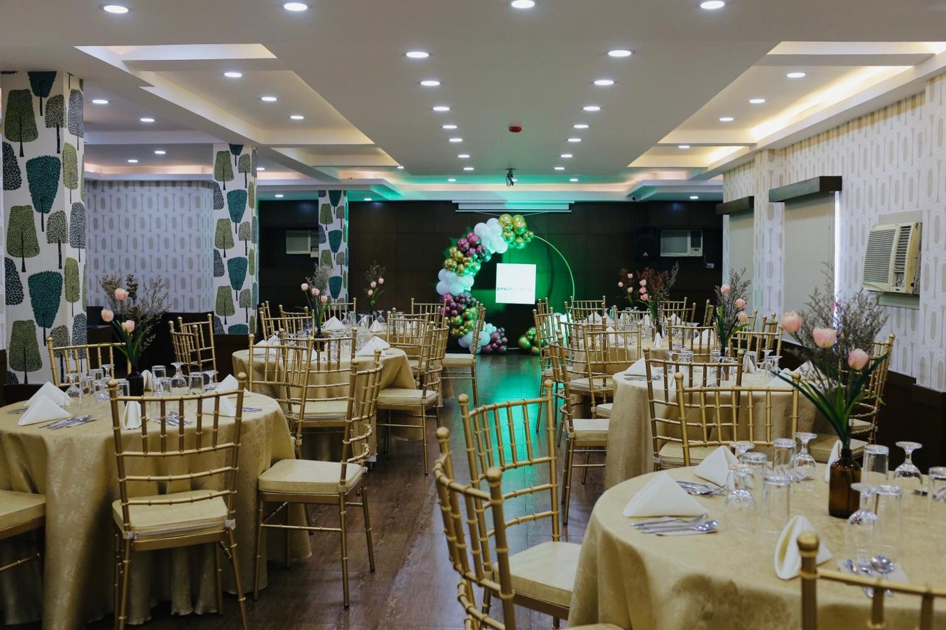 banquet hall