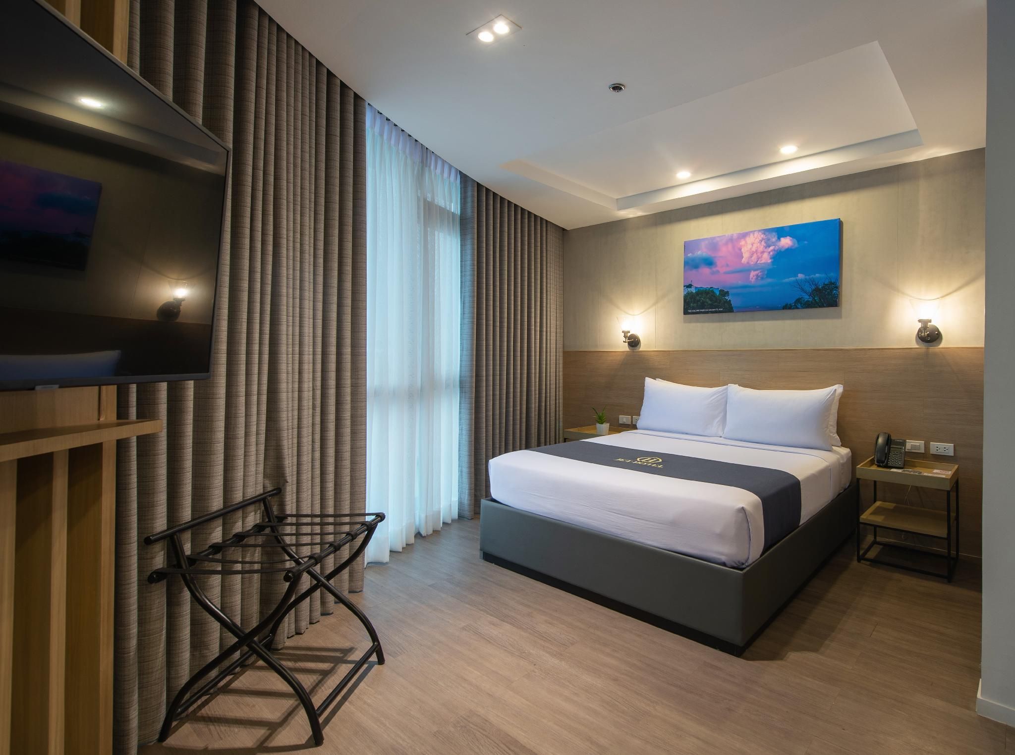 JET Hotel Executive Suite