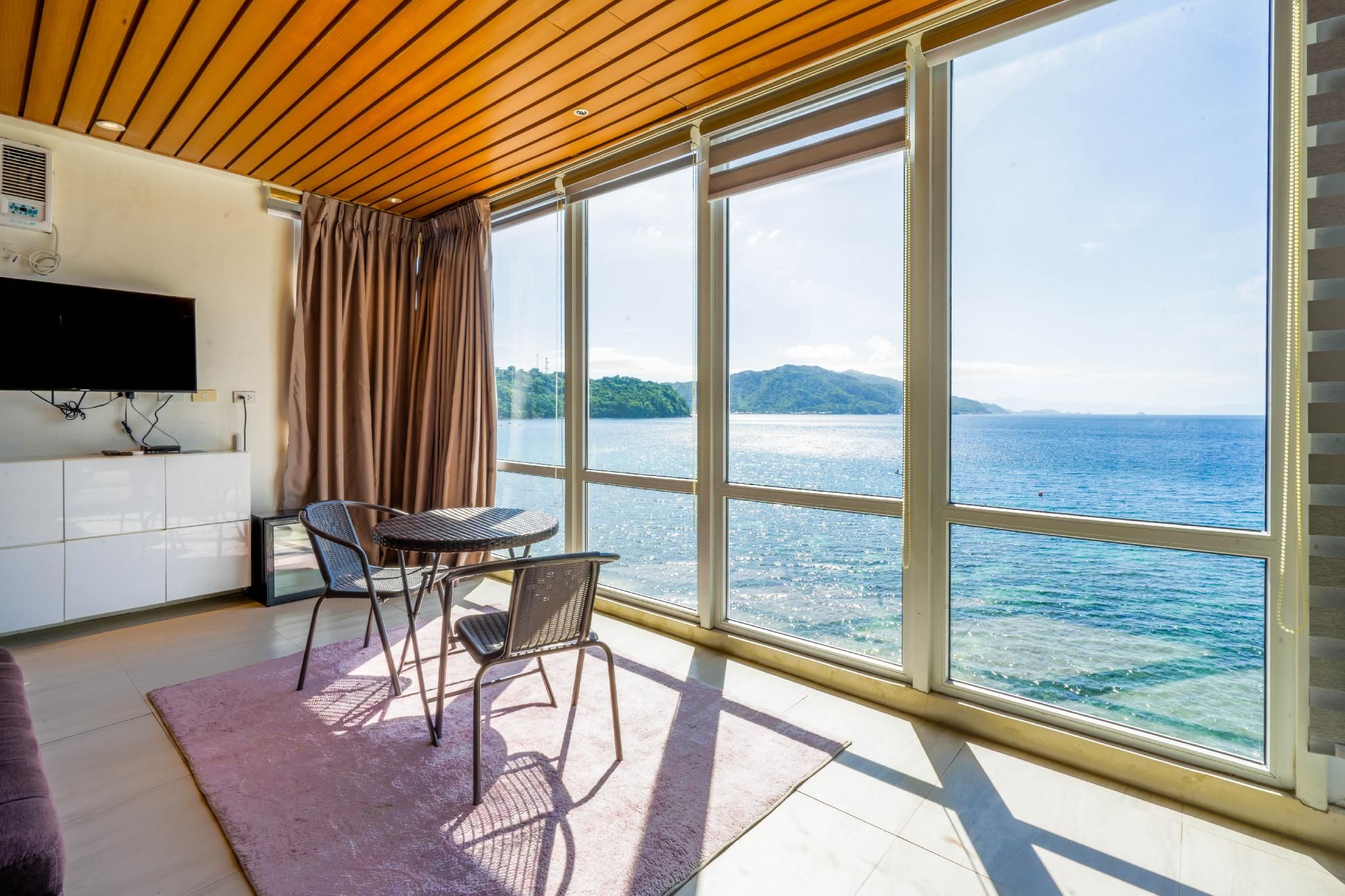 Sunset Suite