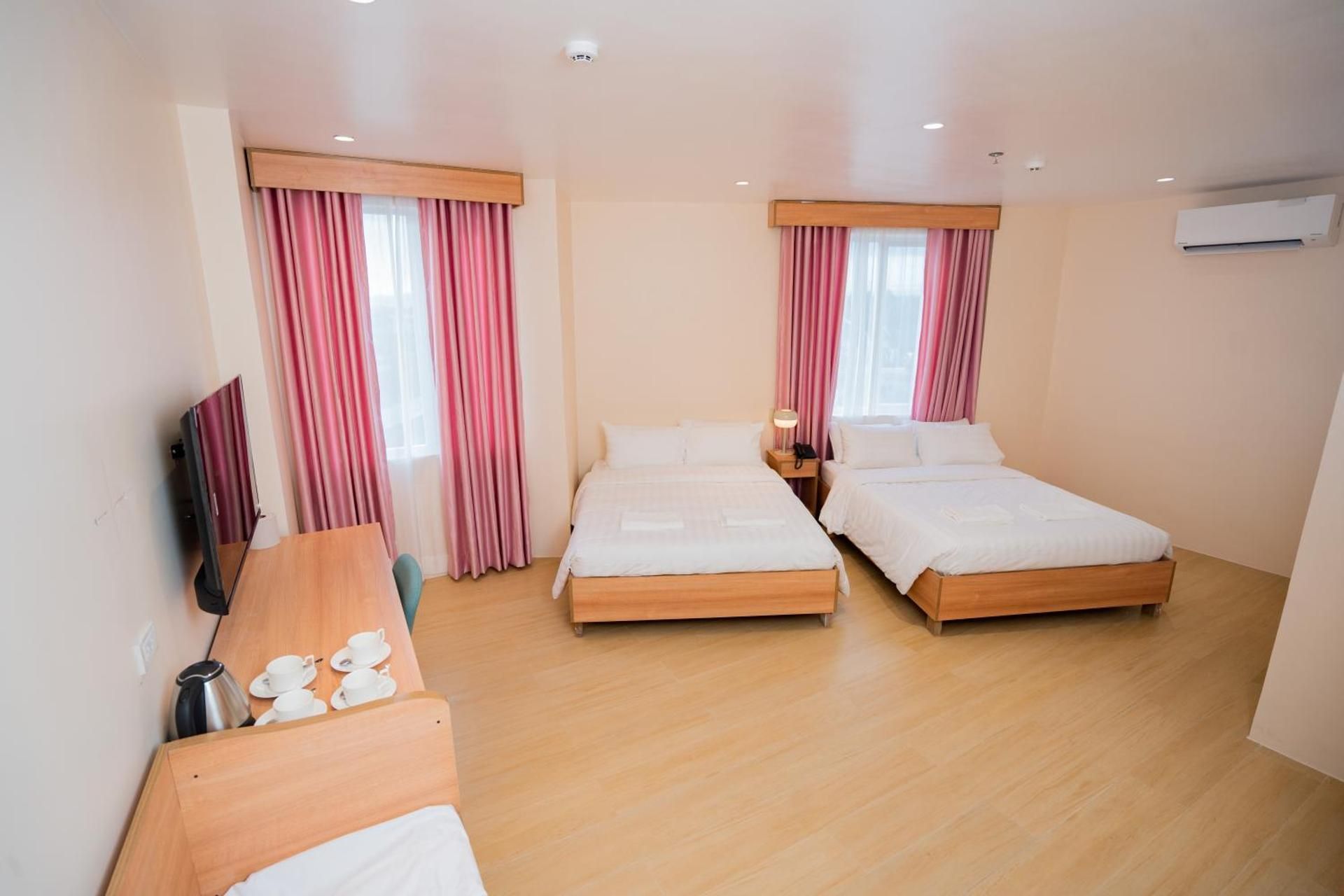 JVJ HOTEL Family Suite