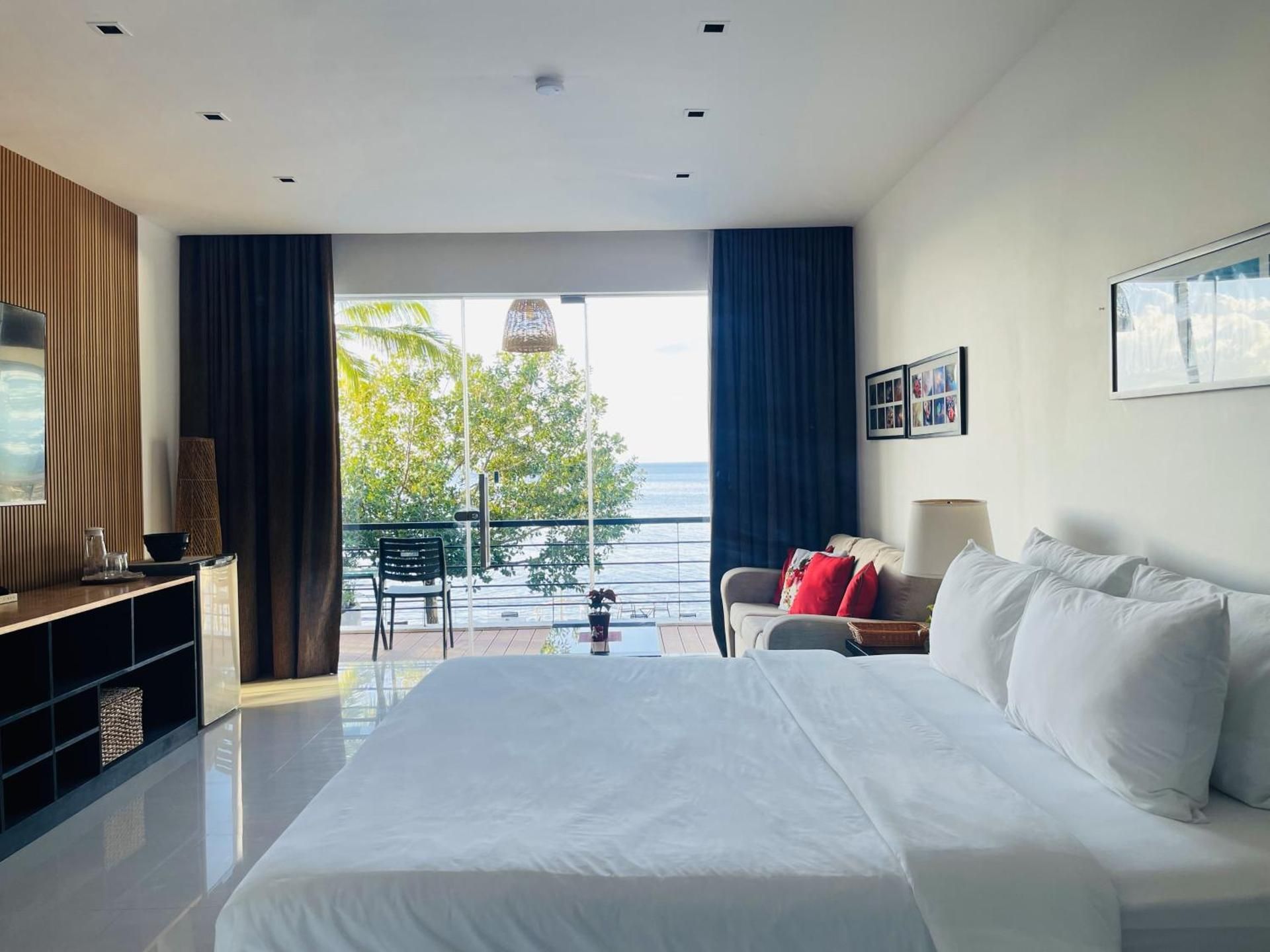 Suite with Sea View