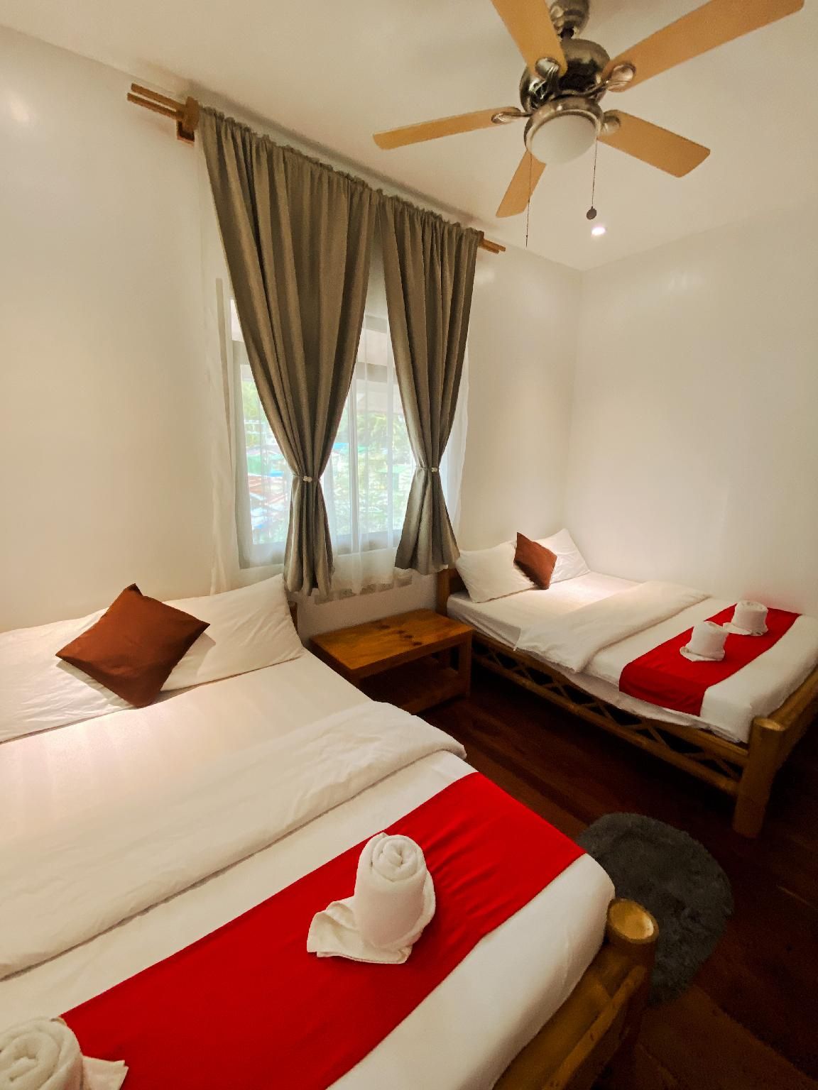 Bubblemaker Anilao Dive and Beach Resort Family 2