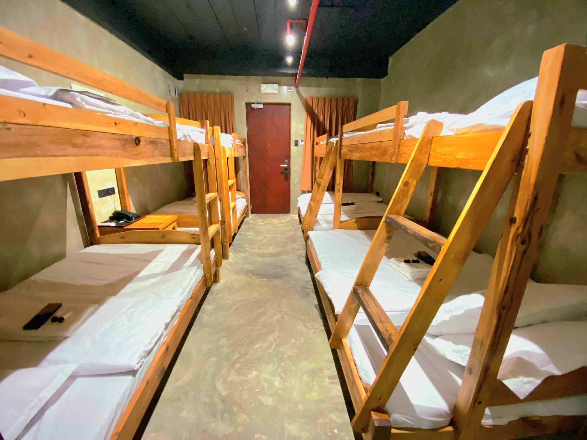 Aqua Frontier Hotel and Restaurant Dormitory Room - Mixed 2