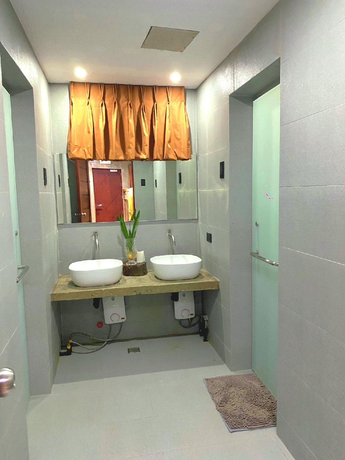 Aqua Frontier Hotel and Restaurant Dormitory Room - Mixed 3