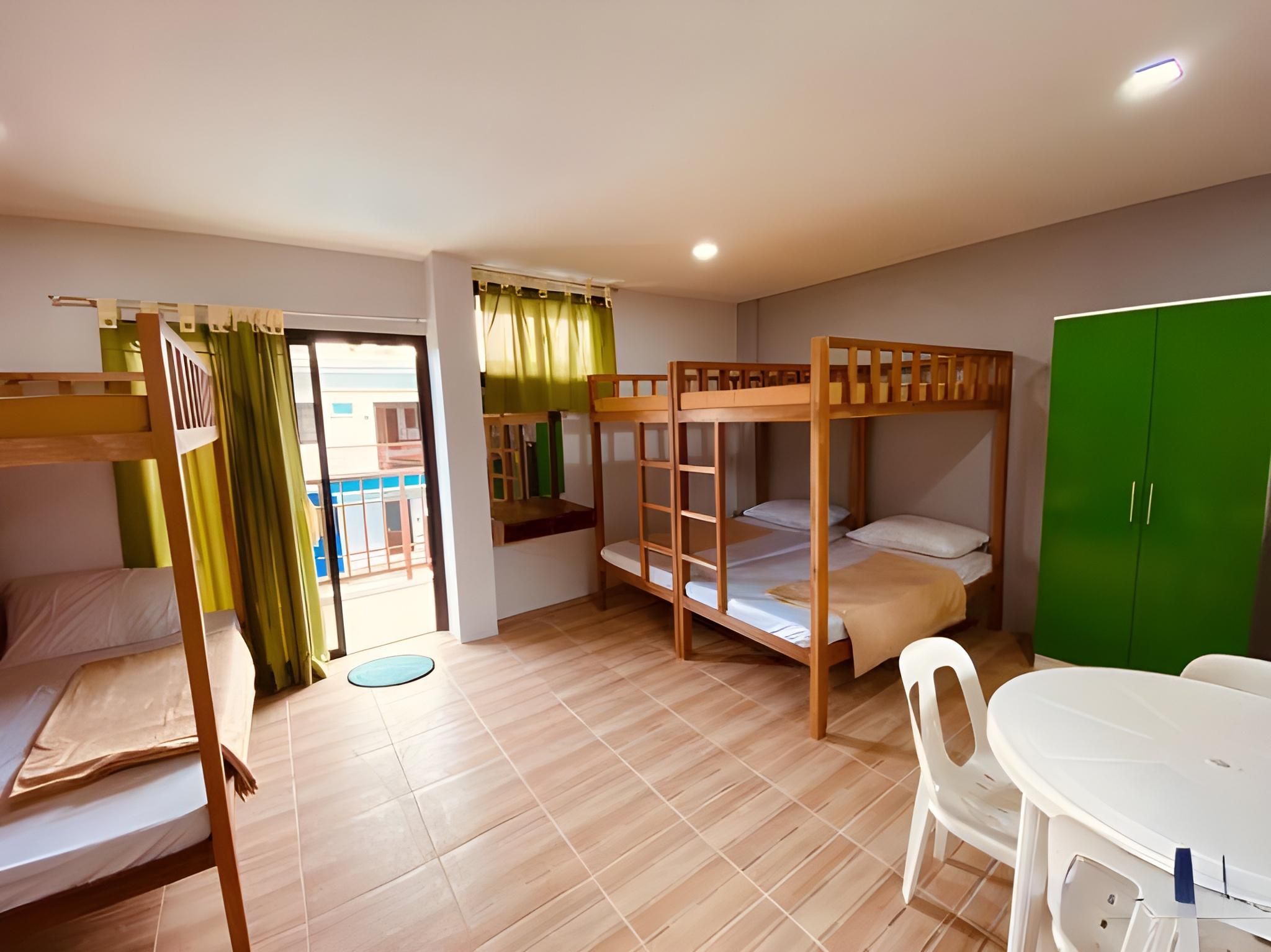 Cerca Parola Beach Resort Family Room
