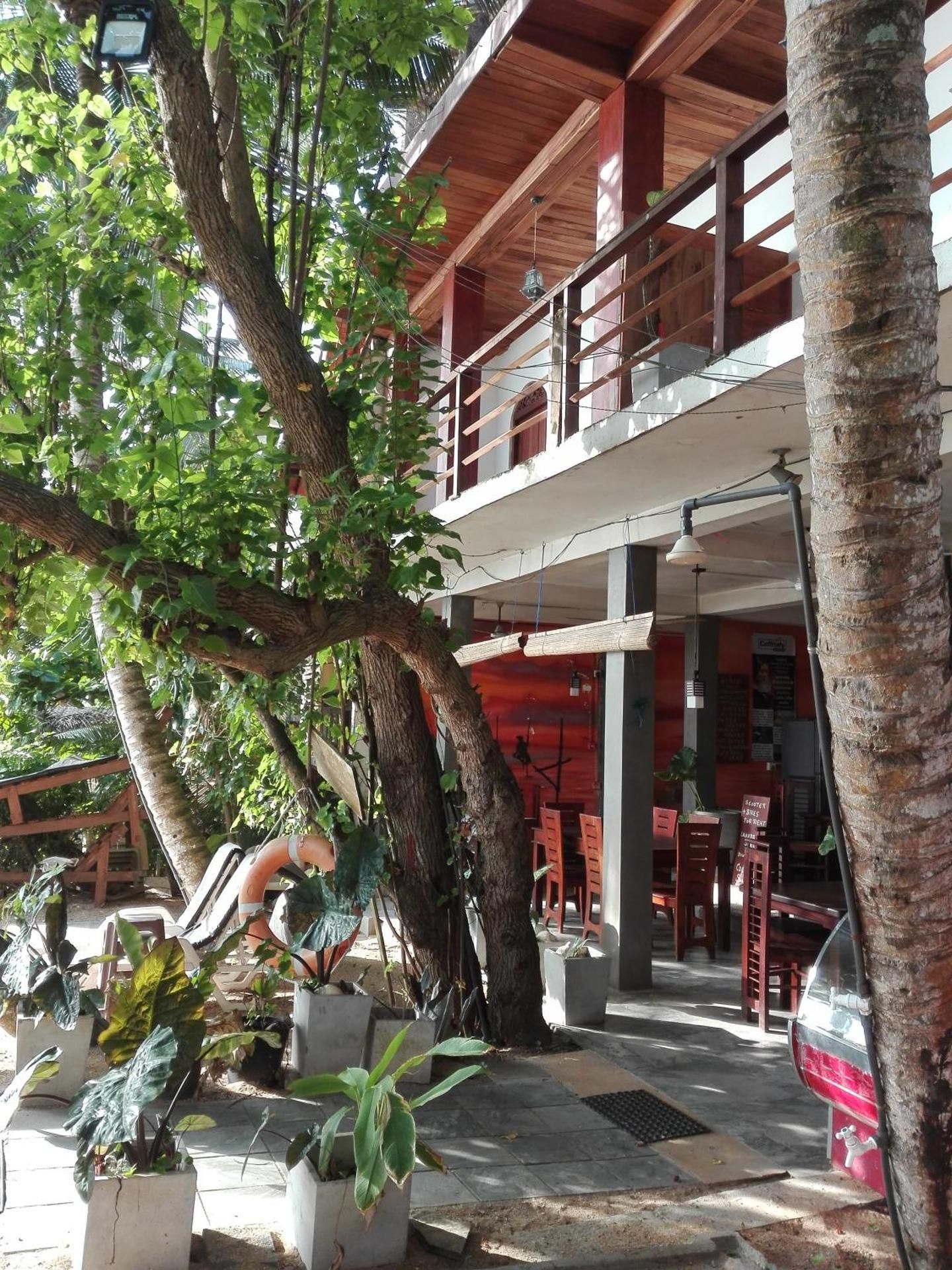 Sunset Colony Beach Resort