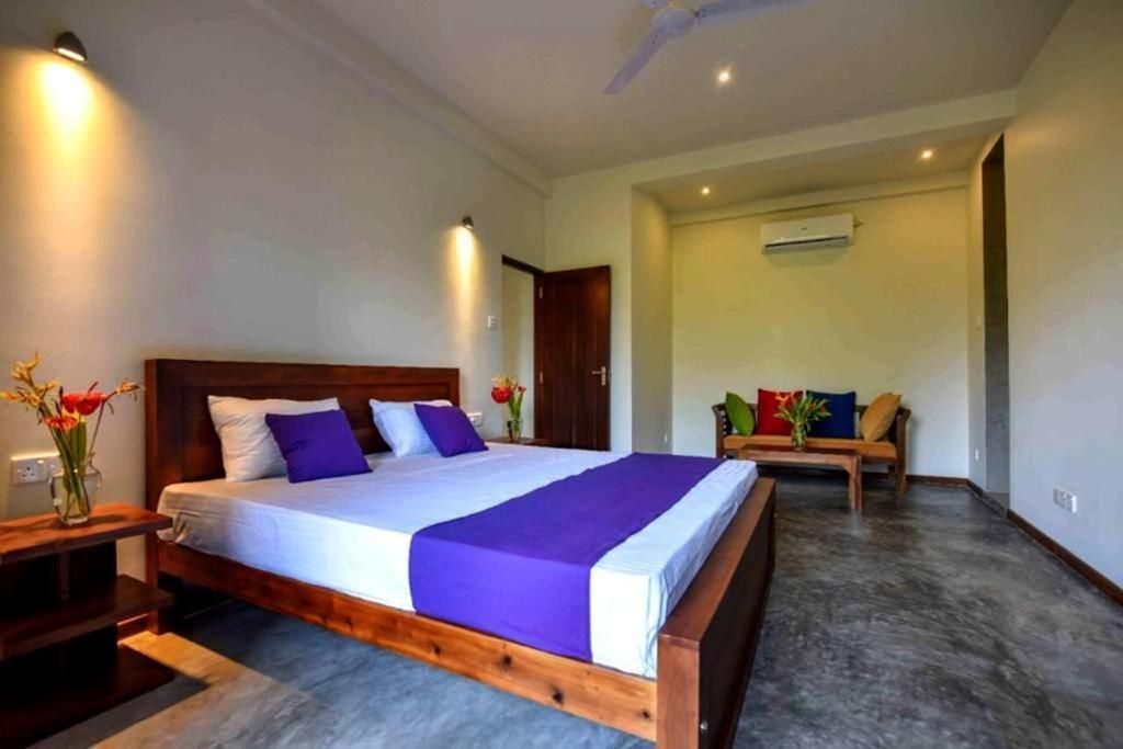 Deluxe Two-Bedroom Apartment with Garden View