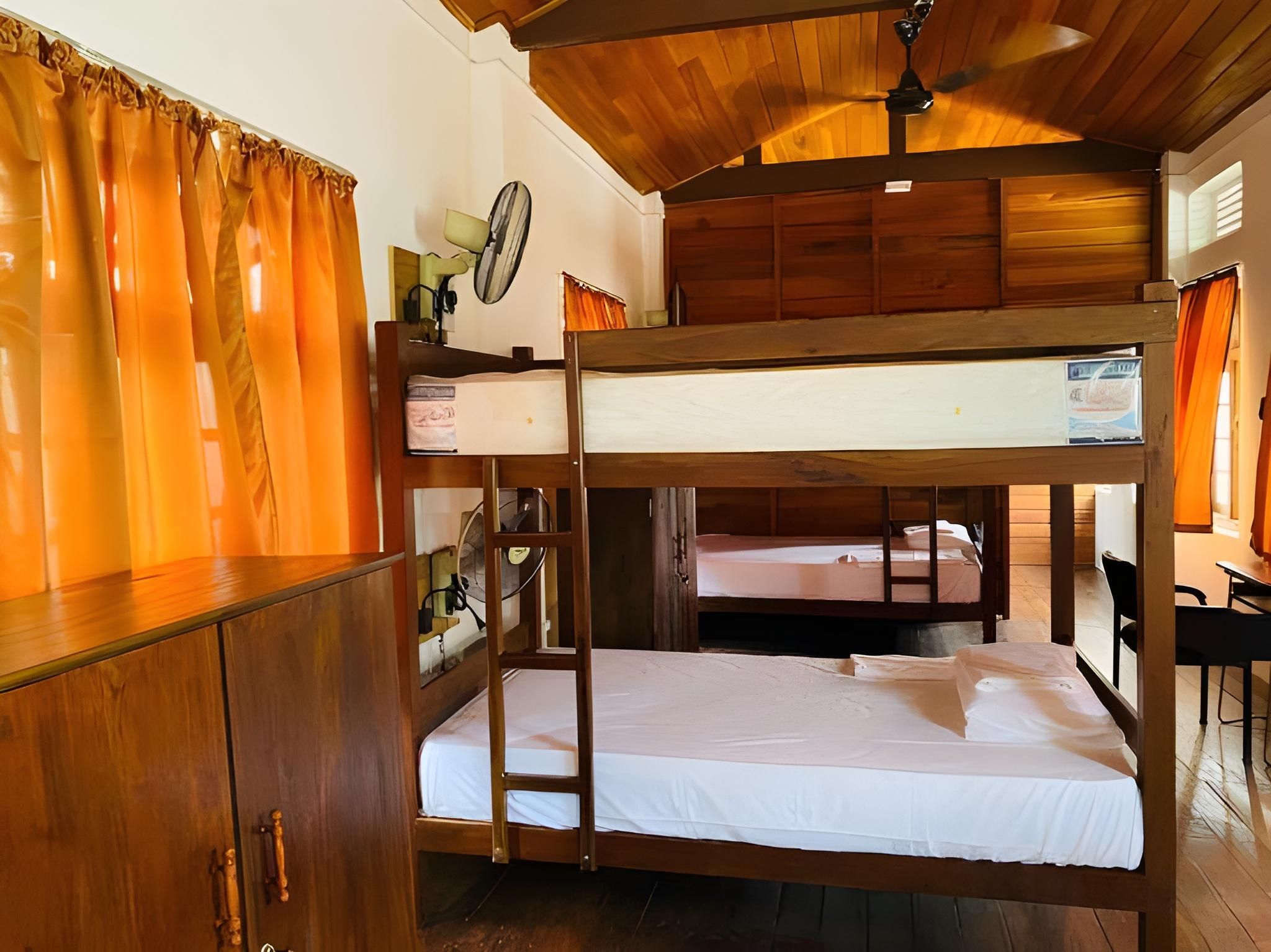 Bunk Bed- Mixed Dorms 10 persons