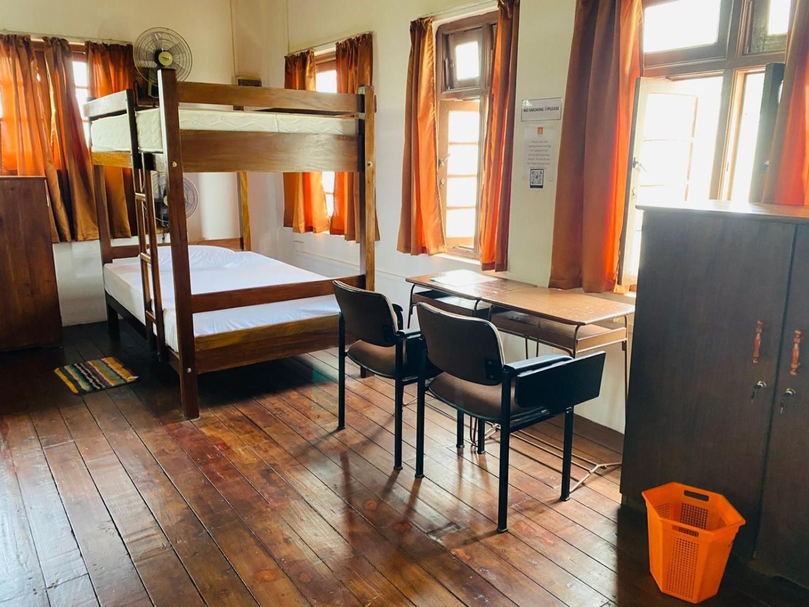 Bed in 10-Bed Mixed Dormitory Room