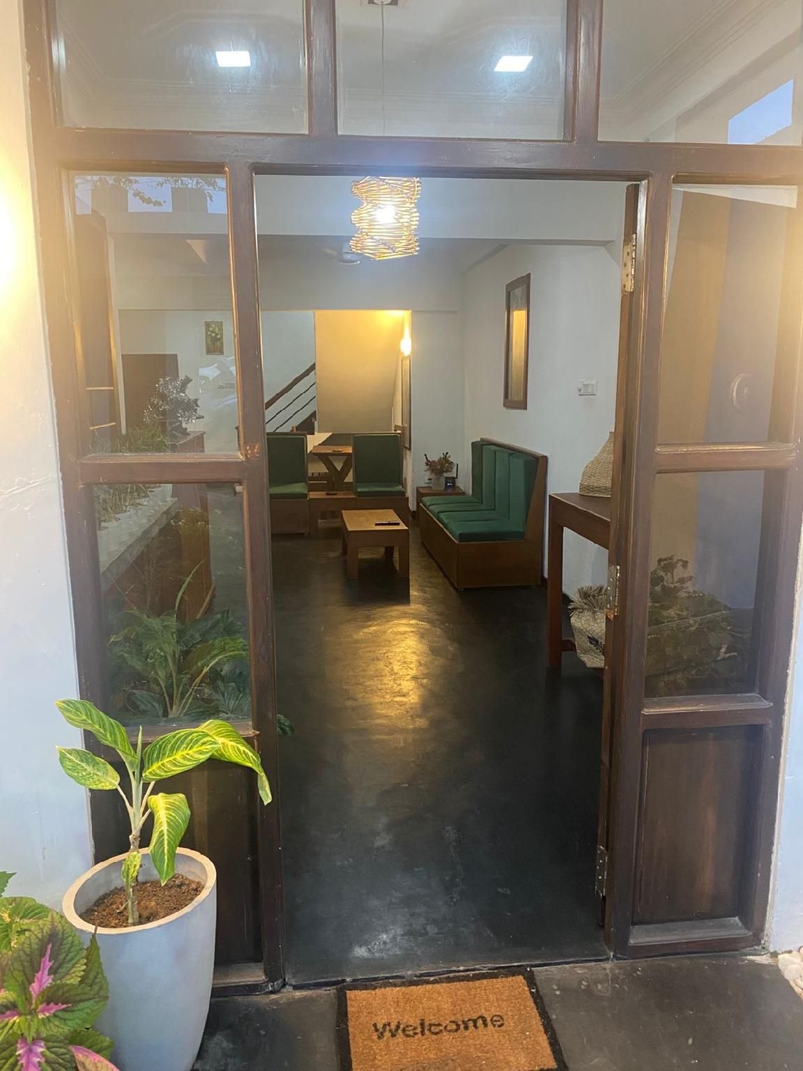 92faccecea4074f7d5892abd127f696a