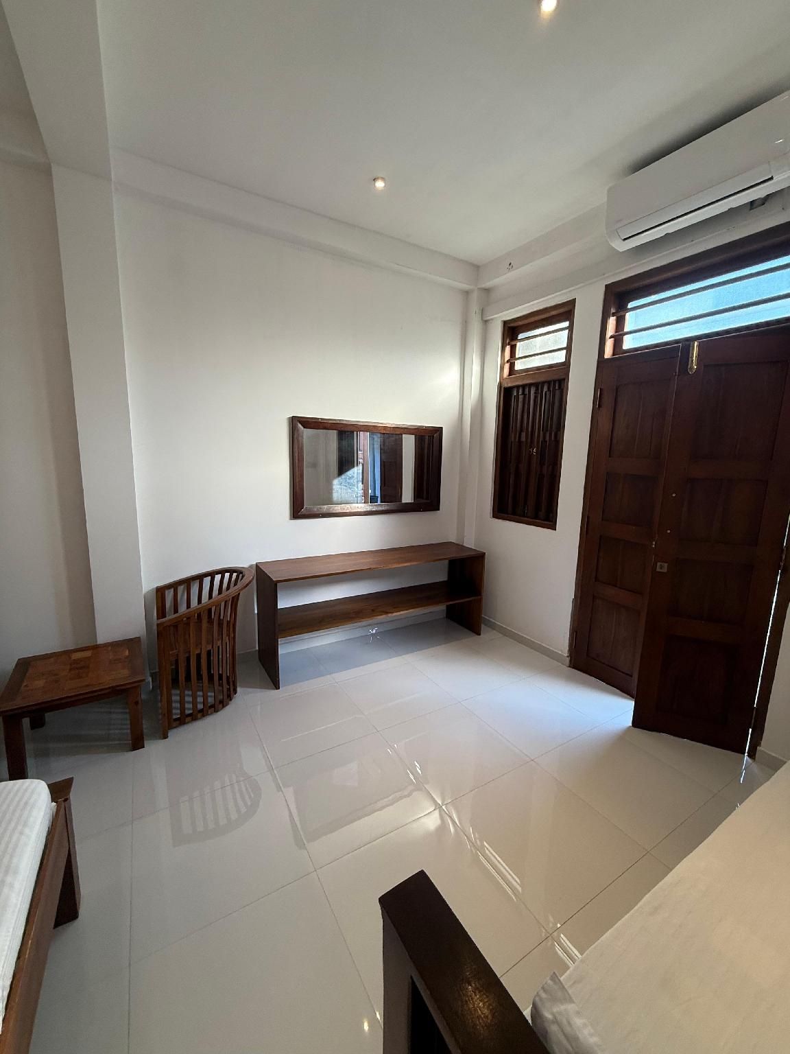 ArrowFront Hotel Deluxe Balcony 2