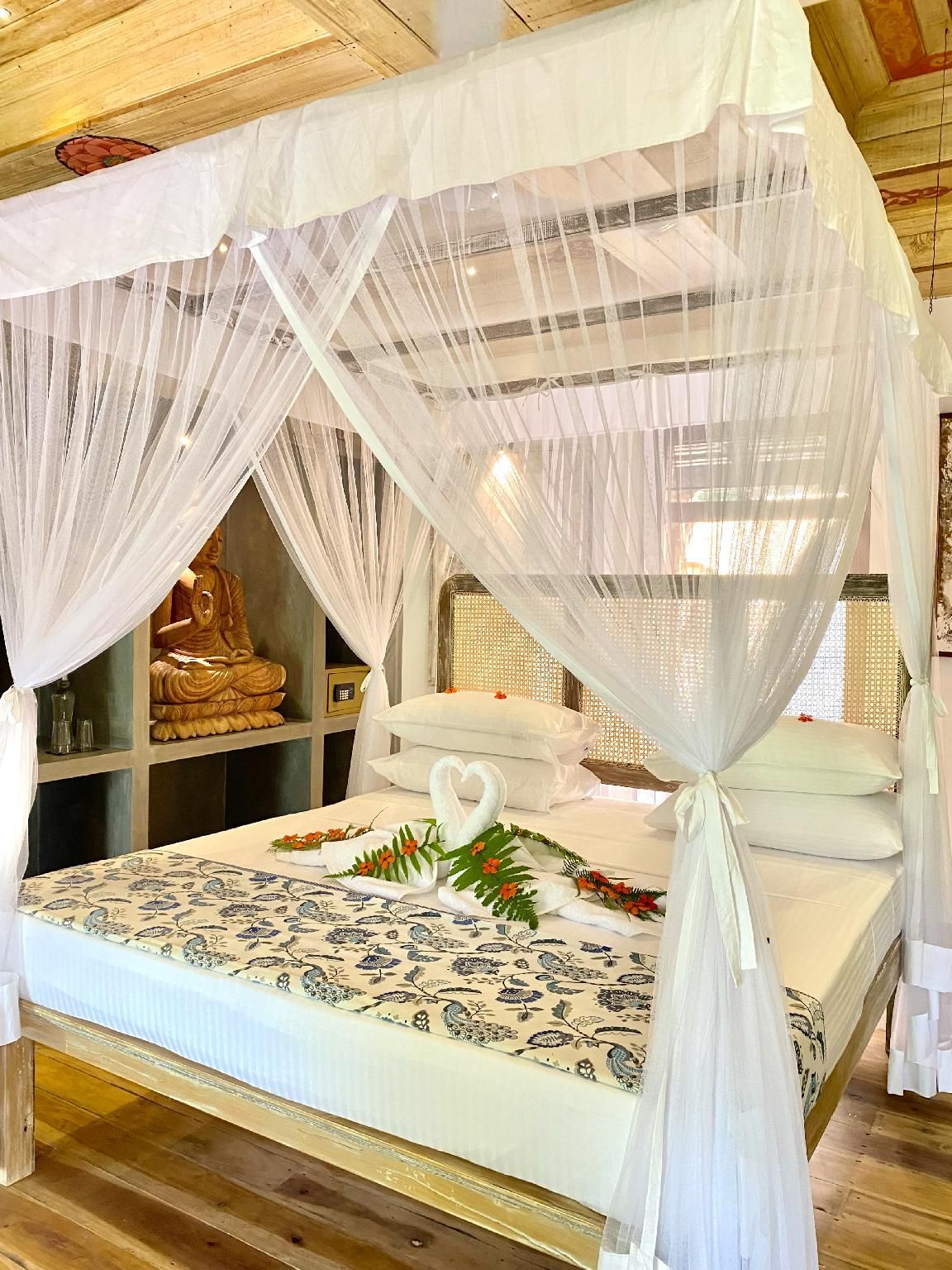 Ginganga Lodge Deluxe Premier Double Room