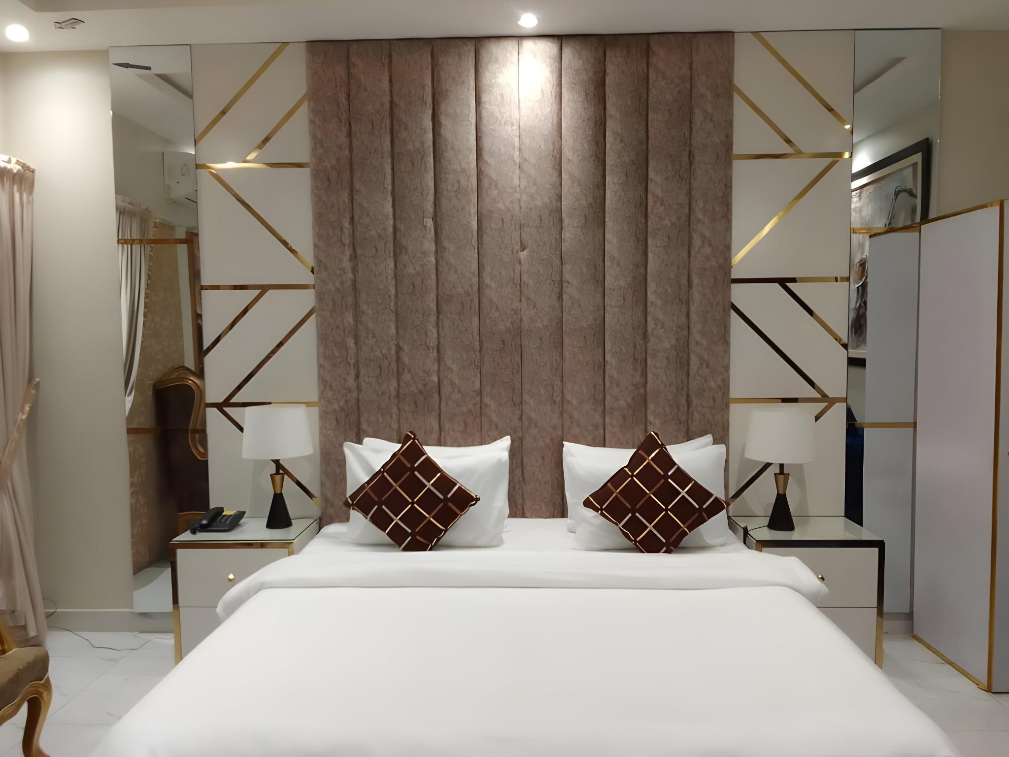 Executive Room